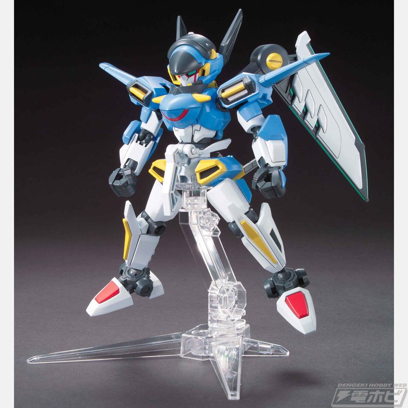 ダンボール戦機W』プラモデル「LBXイカロス・ゼロ」と「LBX