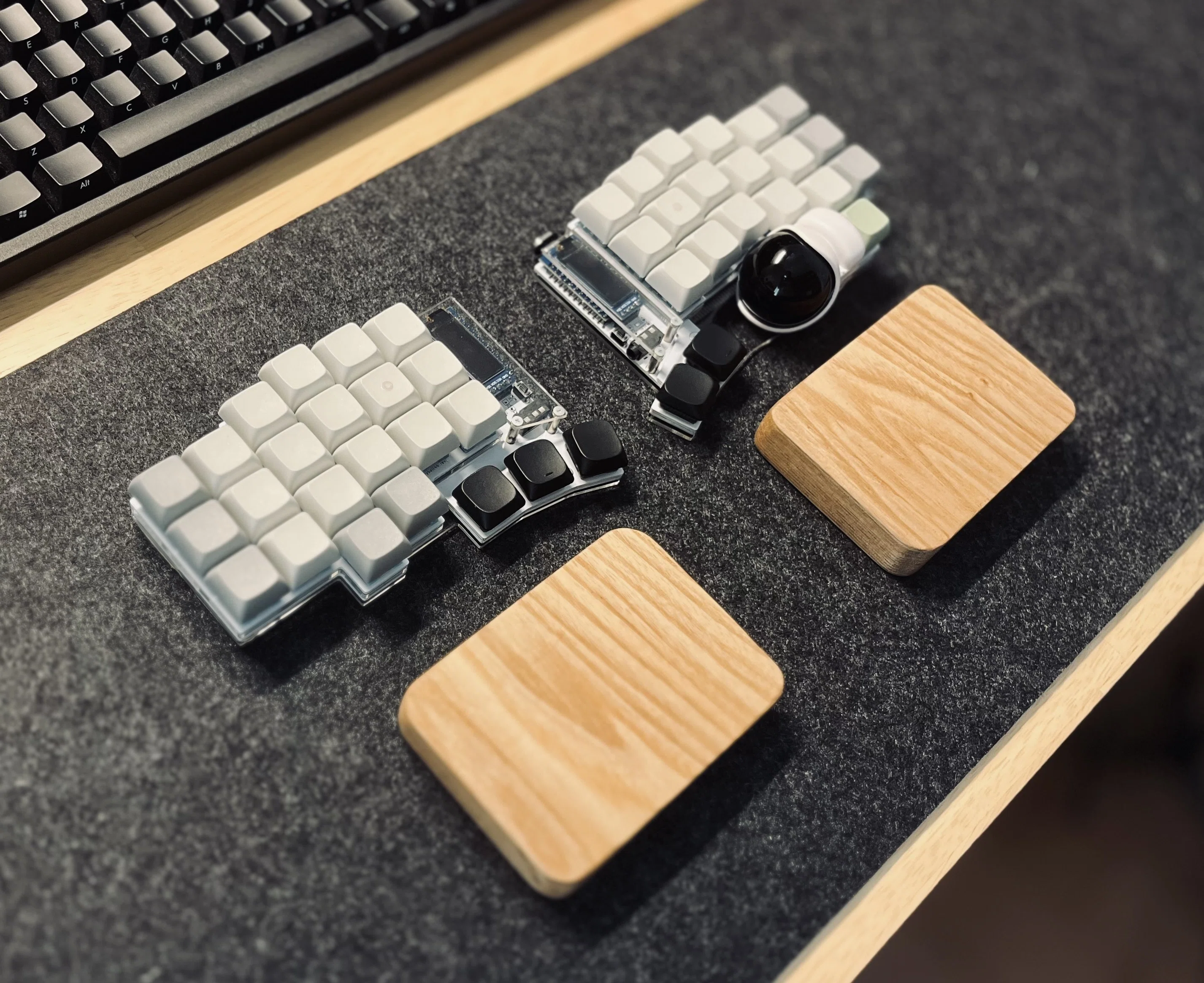 fnctl.co カスタムリストレスト　自作キーボード Keyball44｜ポジションがしっくりこないのでリストレストを作る｜mame