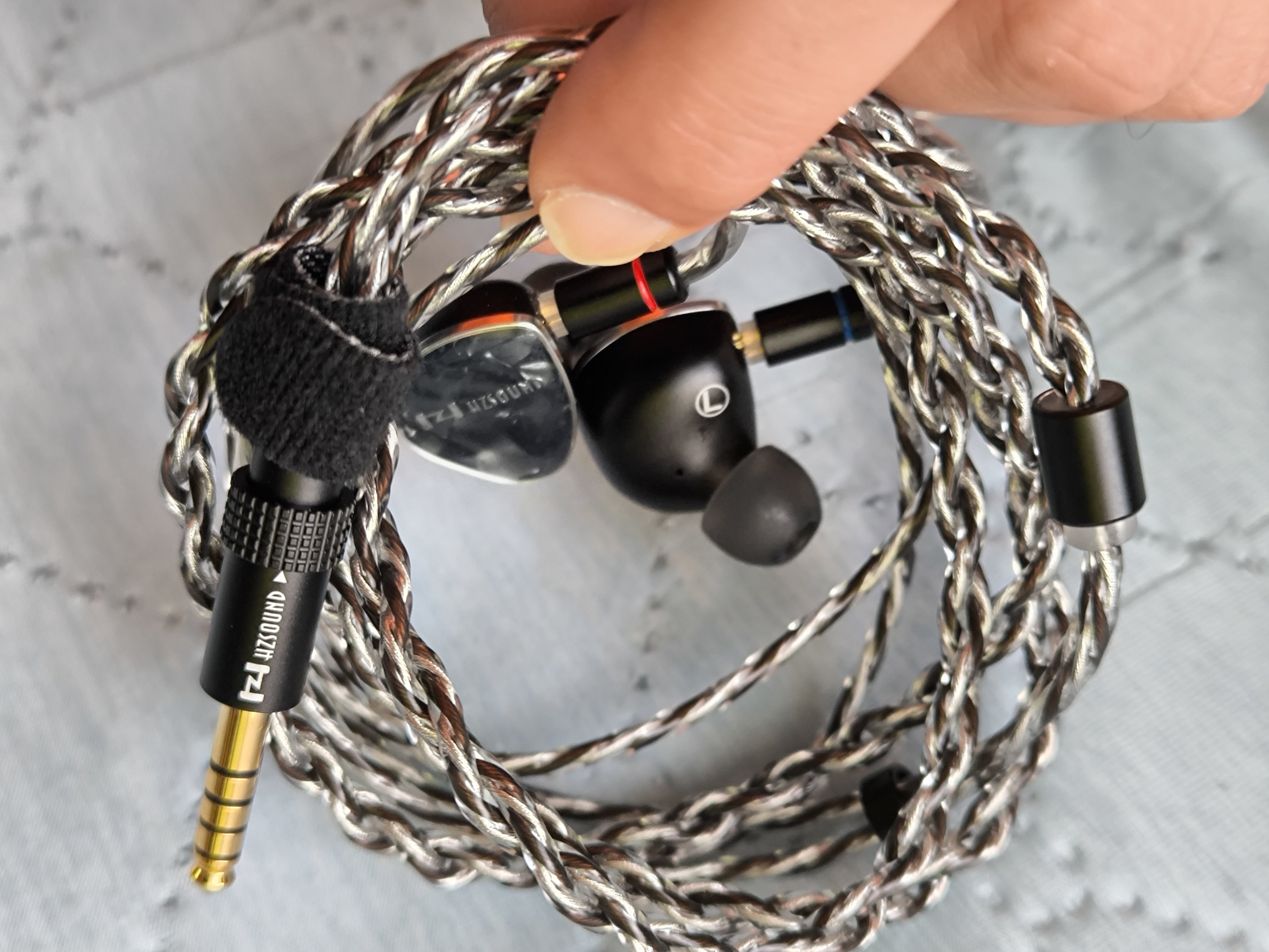 HZSound Luna 心月 は2024年発売の傑作平面駆動イヤホン。コスパ