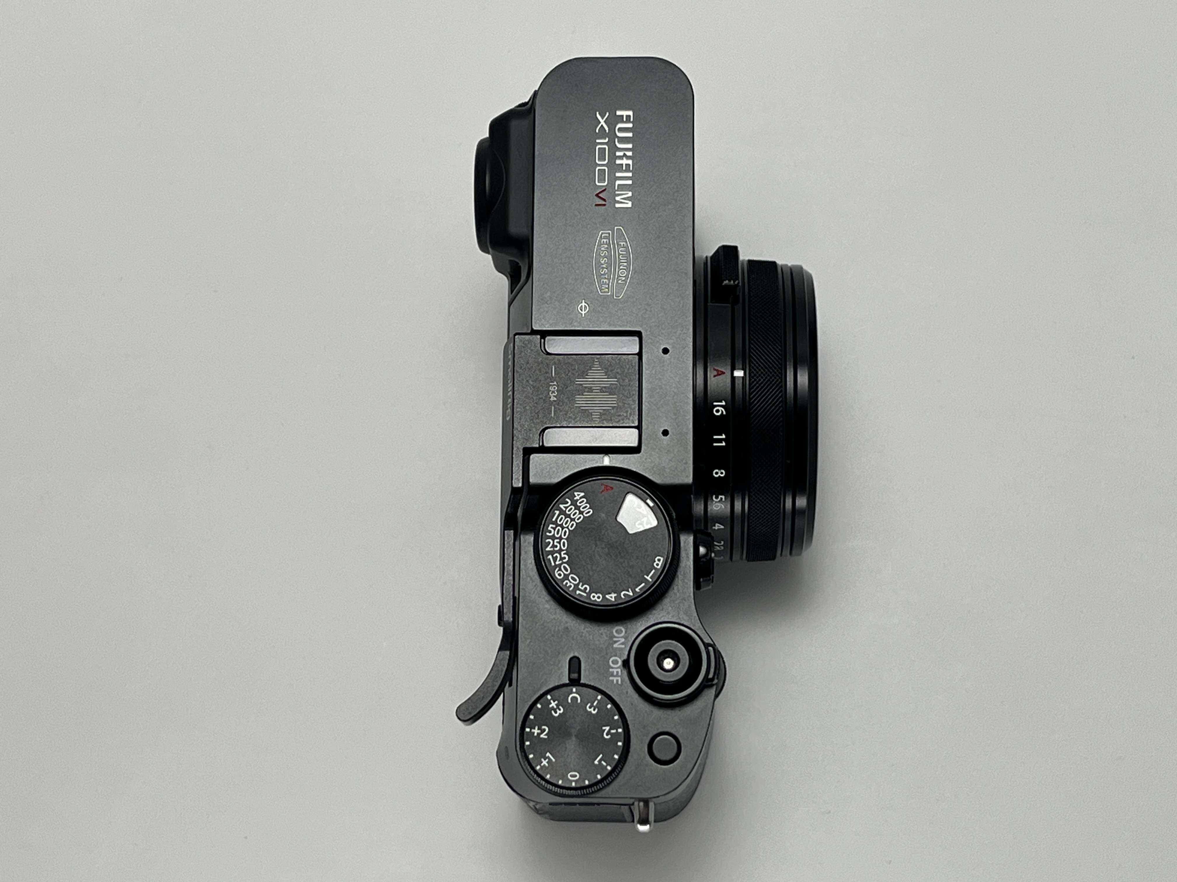 FUJIFILM X100VIにサムレストを付けてみた話|KuroBox FUJIFILM X100VIにサムレストを付けてみた話|KuroBox