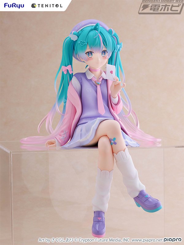 さくらしおり氏が描く初音ミクのぬーどるストッパーフィギュアが全高約