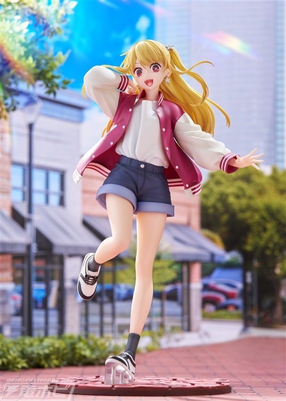 元気いっぱいな笑顔やスラっと長い脚がステキ！『【推しの子