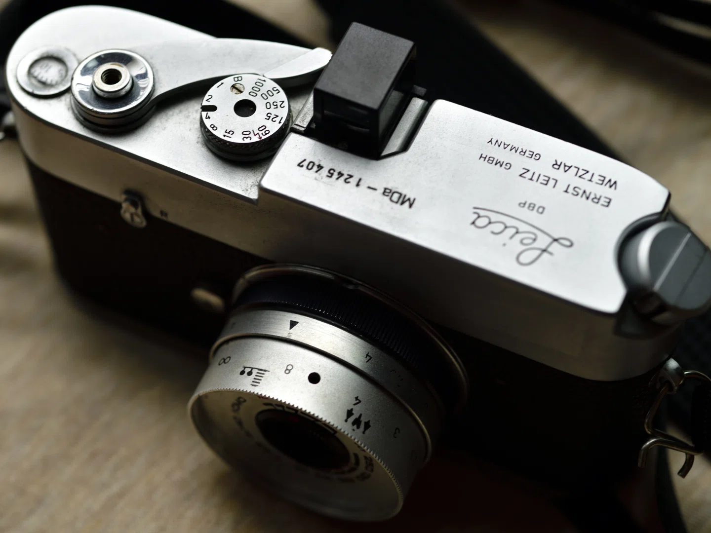 Leicaで撮った写真って、いちいちライカを使いましたと主張するほど