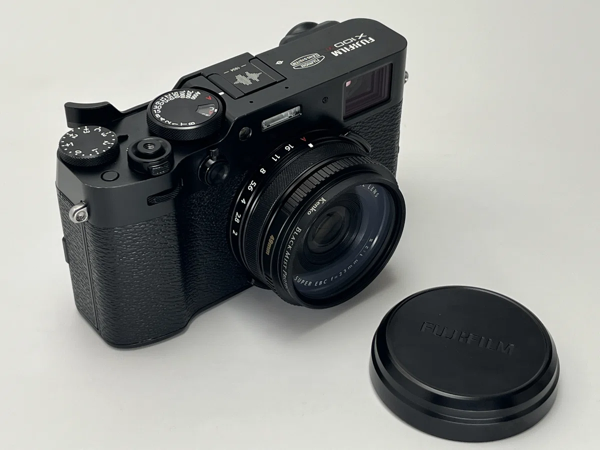 FUJIFILM (フジフイルム) X100VI ブラック フィルター、電池4個 富士 