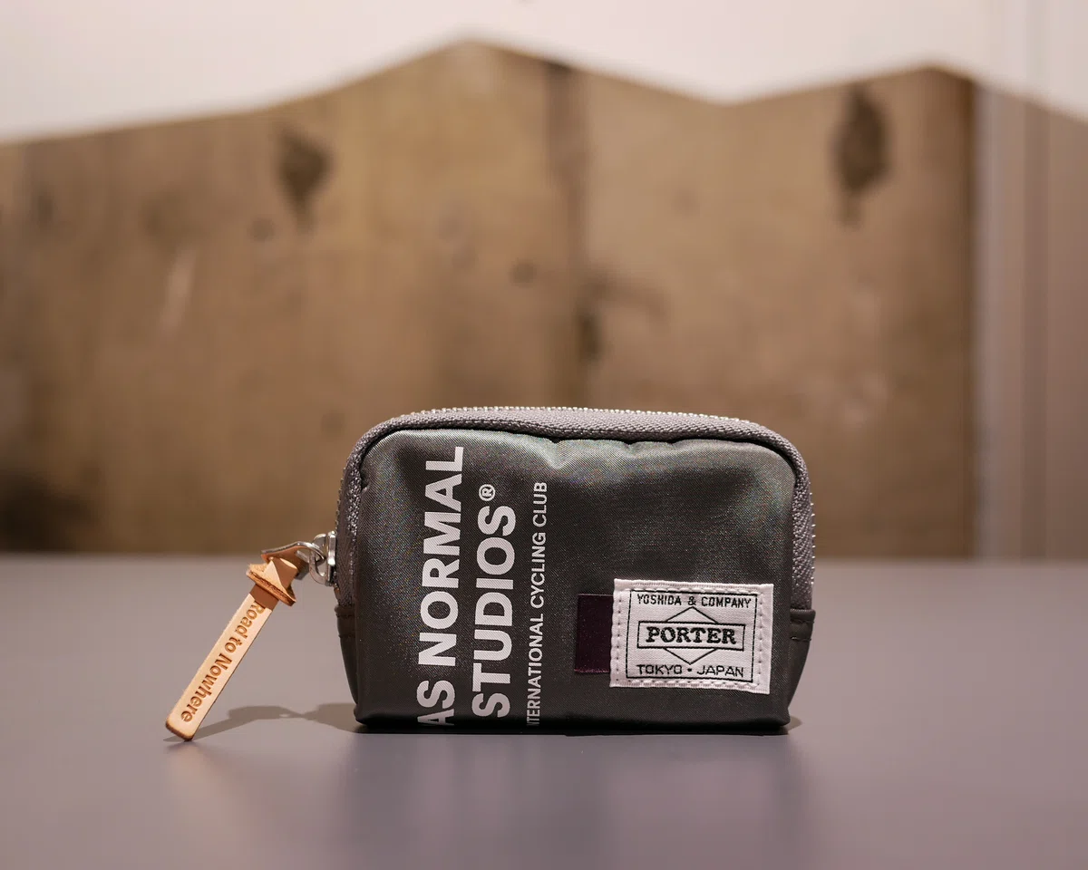 Pas Normal Studios x Porter Coin Caseのご紹介｜RAPPORT MAGNET