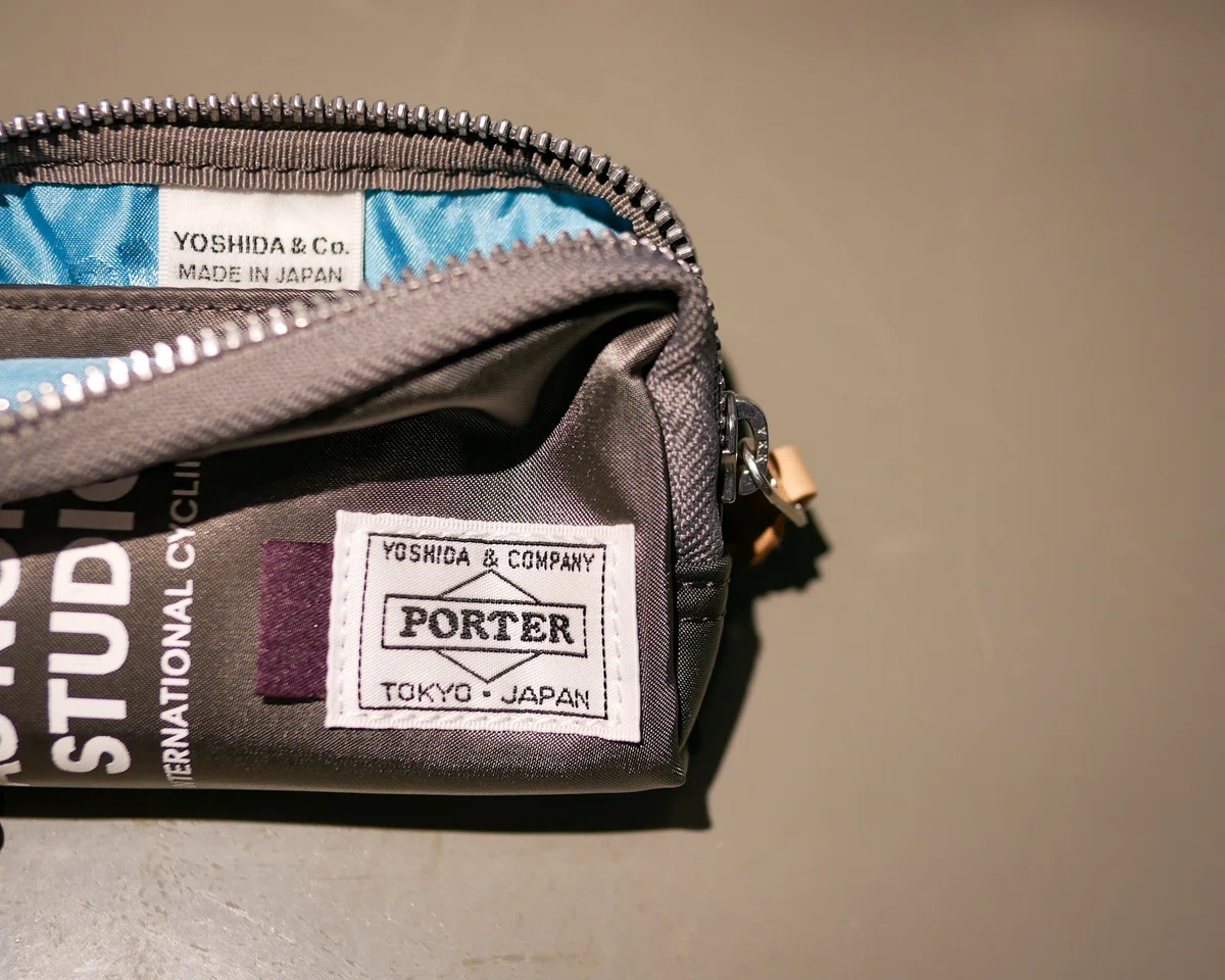 Pas Normal Studios x Porter Coin Caseのご紹介｜RAPPORT MAGNET