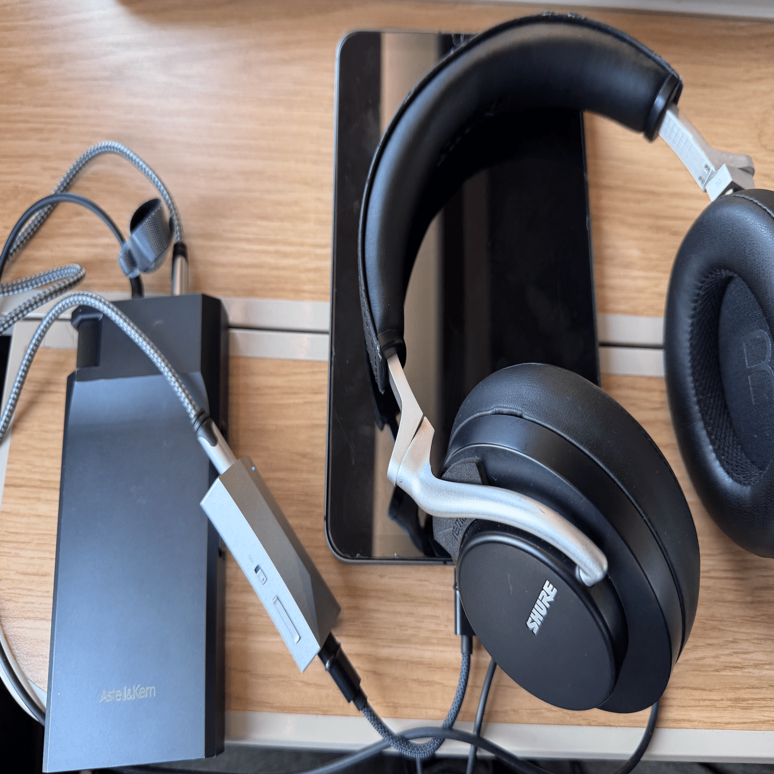ど素人のピュアオーディオ入門 Astell&Kern AK HC4を試す｜shi3z