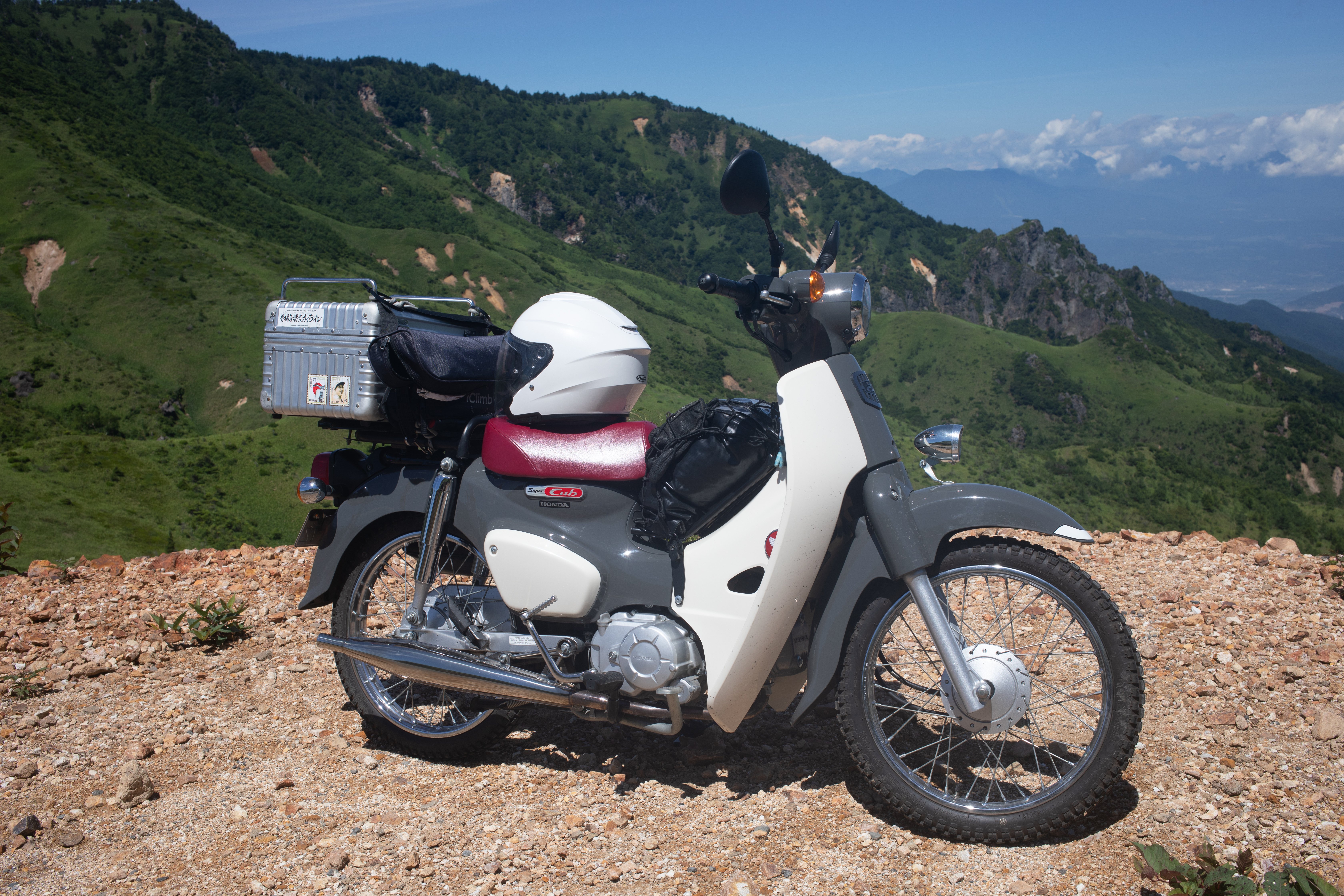 バイク歴35年がスーパーカブに1年乗った感想｜立澤重良