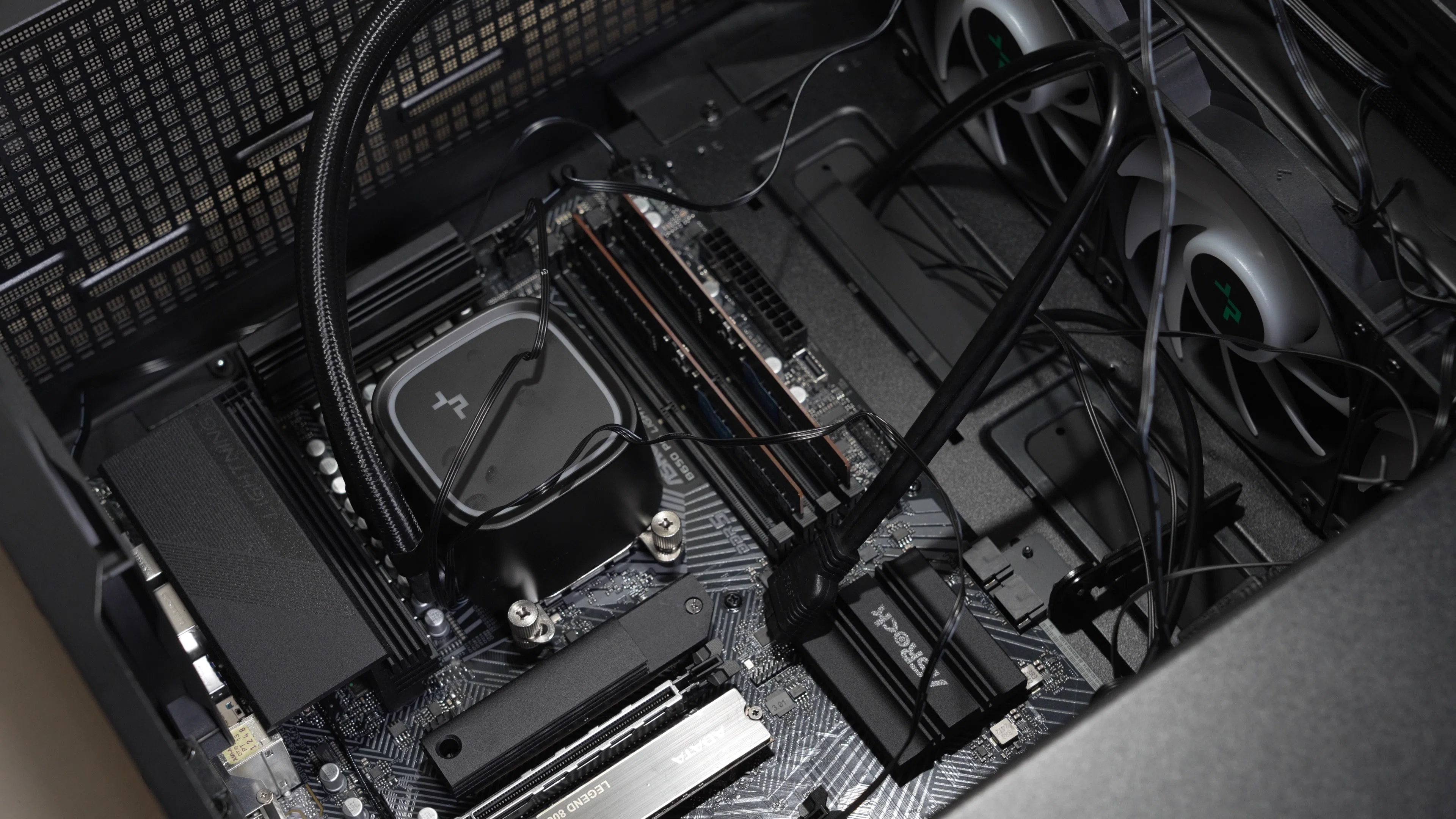 Ryzen9】写真を全力で楽しむパソコンを自作した【RTX4070TiSuper