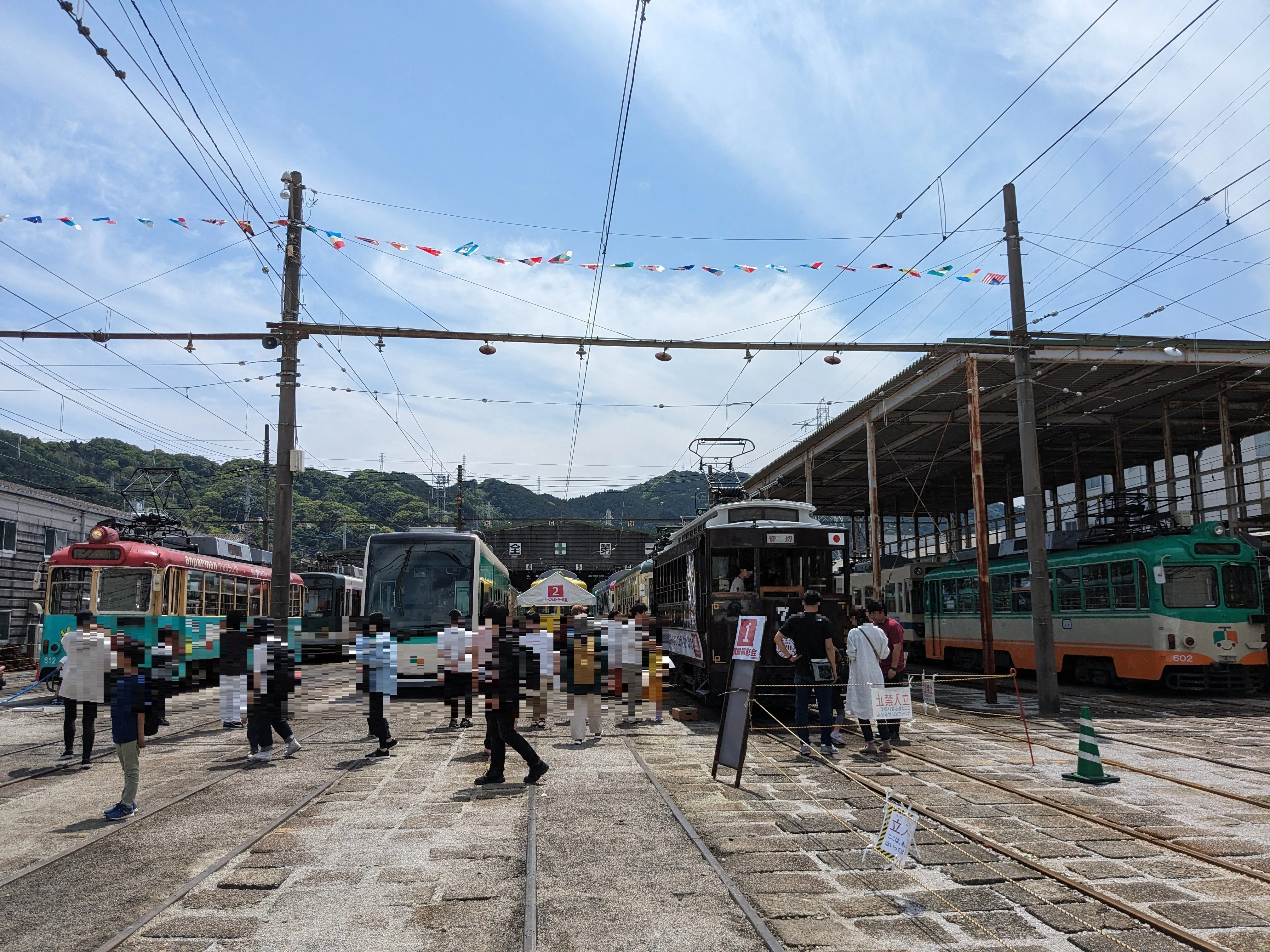 琴平サンライズ＆代走！2000系「しまんと」に乗る！｜とらちょのキロポスト