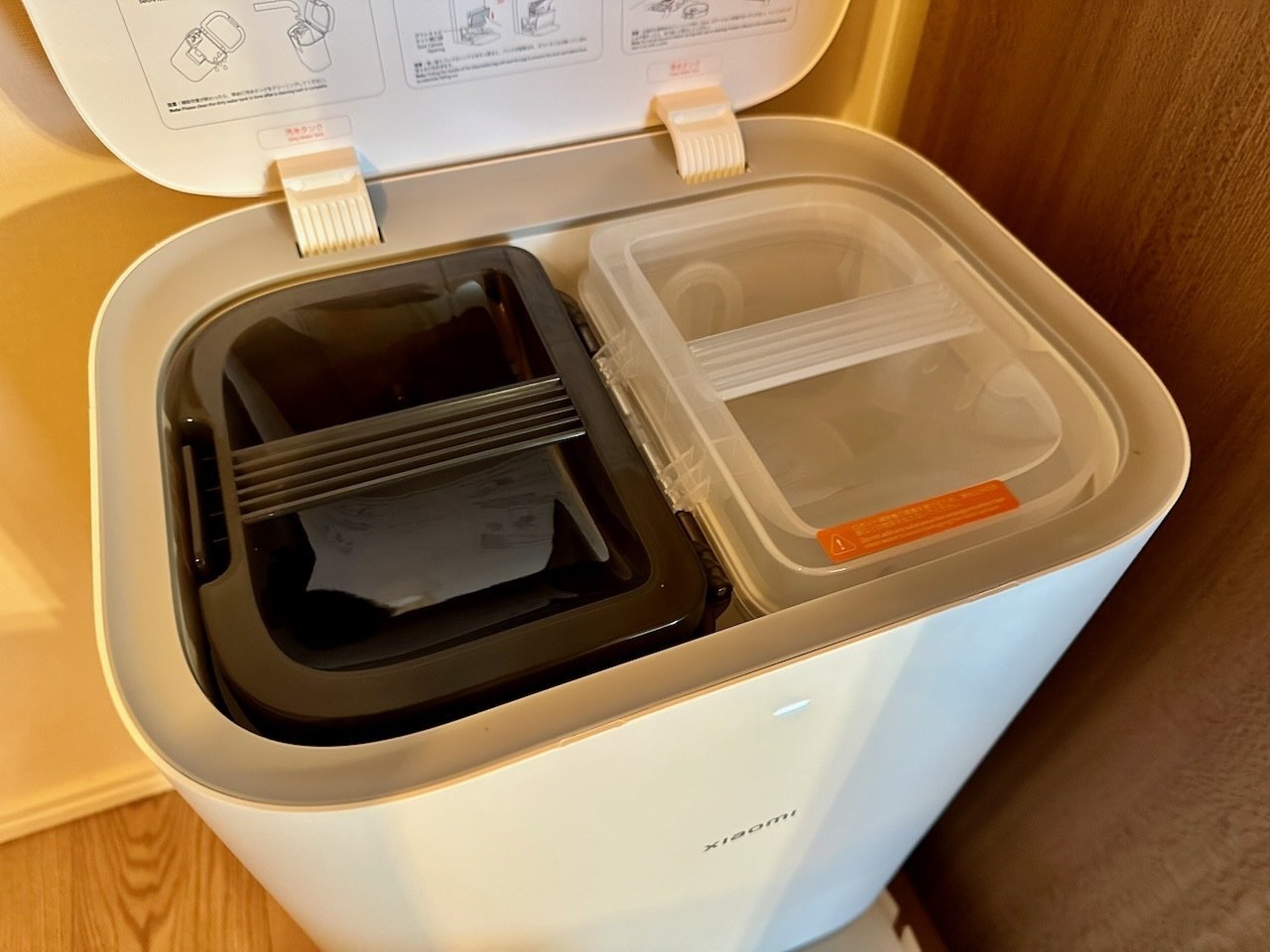 Xiaomi ロボット掃除機 X20+ 4L大容量ウォータータンク Amazon.co.jp: Xiaomi ロボット掃除機 X20+ 水拭き 両用 4L大