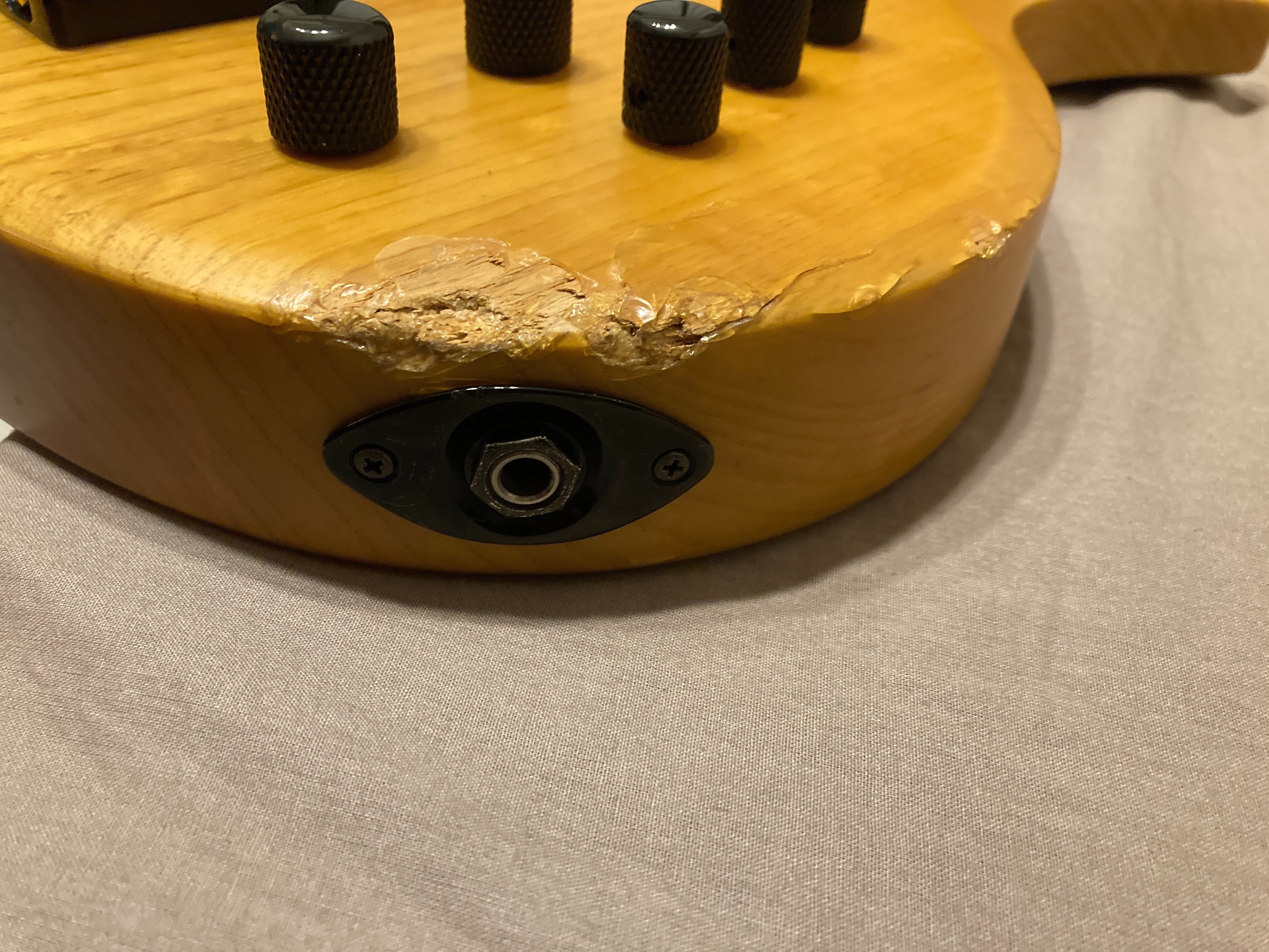 歴代ベースの紹介｜みやざぎぎぎ