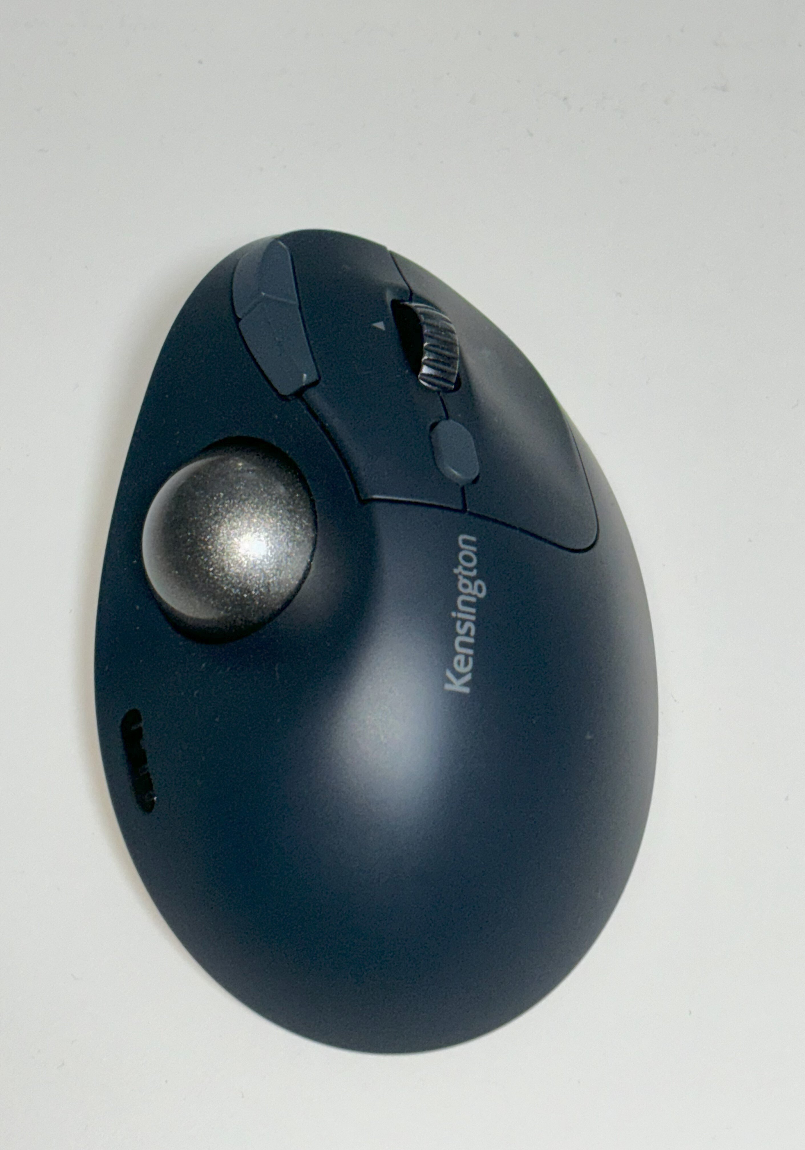 ケンジントン　ERGO　マウスUSB接続　Kensington 　トラックボール 811ozCKo0iL._AC_UF894,