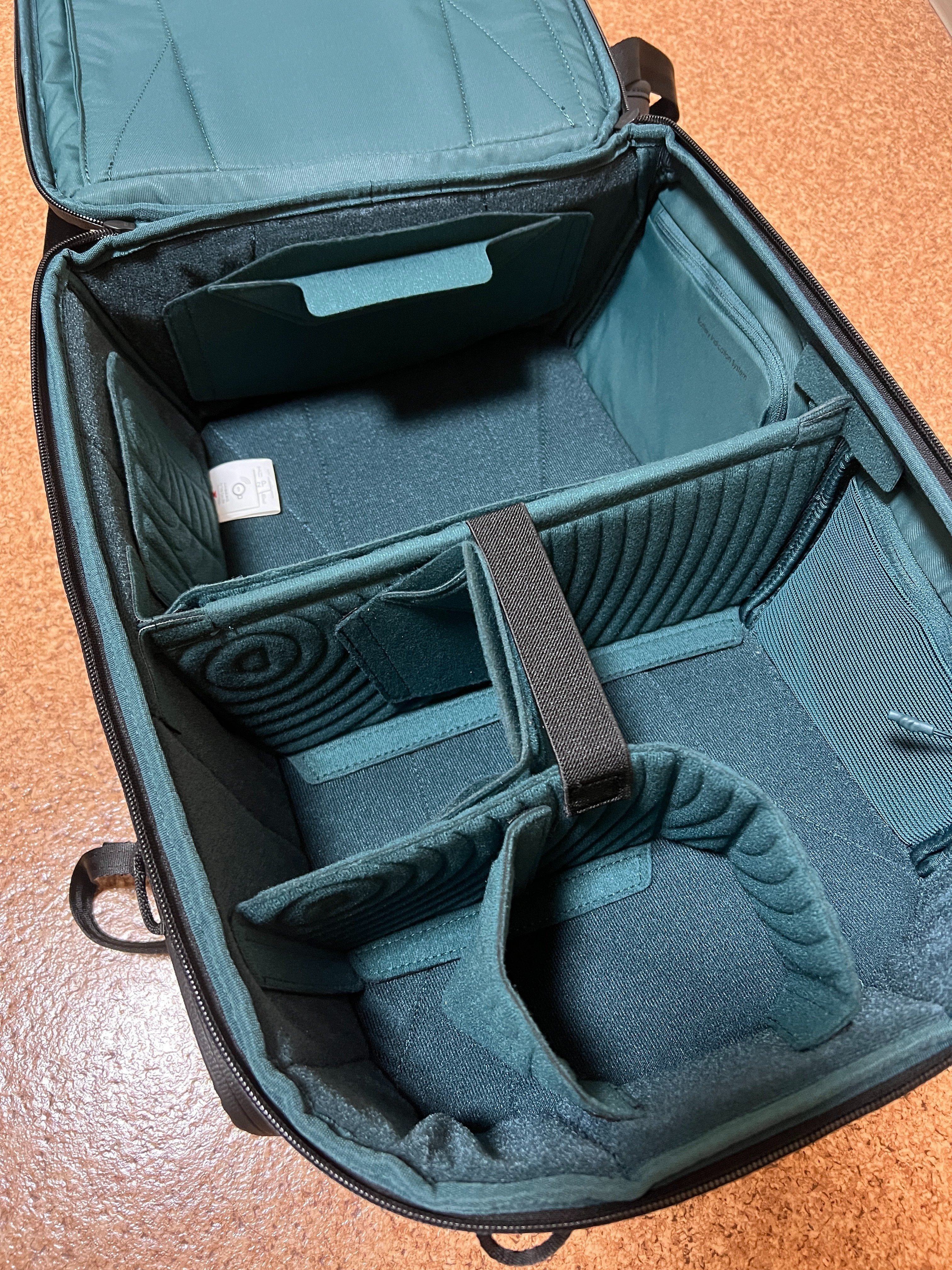 PGYTECH カメラバッグ　25L 収納力・アクセス性・快適性が進化したオールインワンカメラ