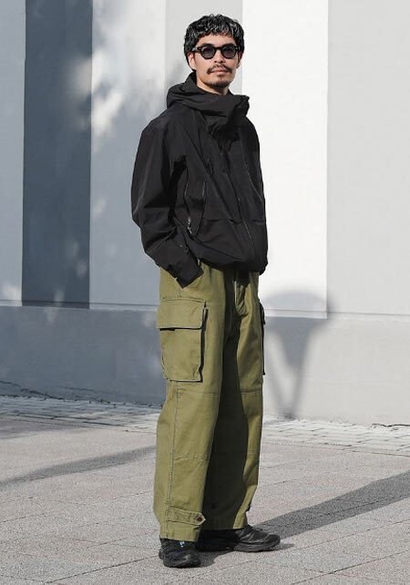 オリーブ カーゴパンツ オリーブ カーゴパンツ 4ポケット