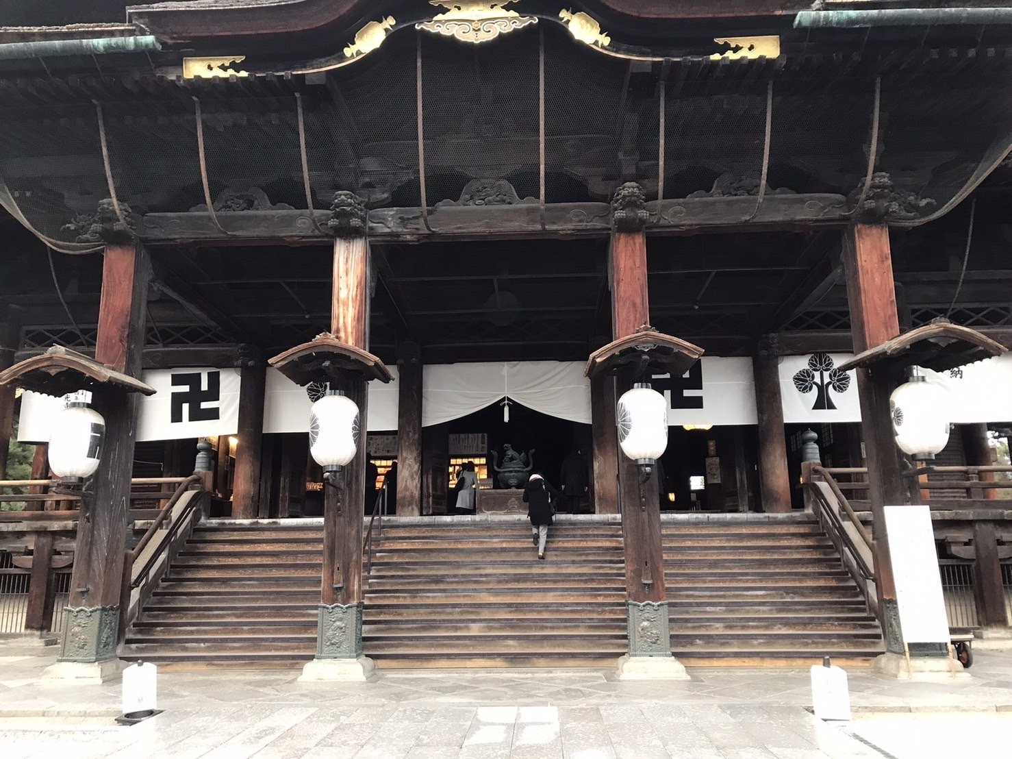 風景画（長野市 善光寺） 冬の善光寺 長野の風景 | JAPAN WEB MAGAZINE 「日本の風景
