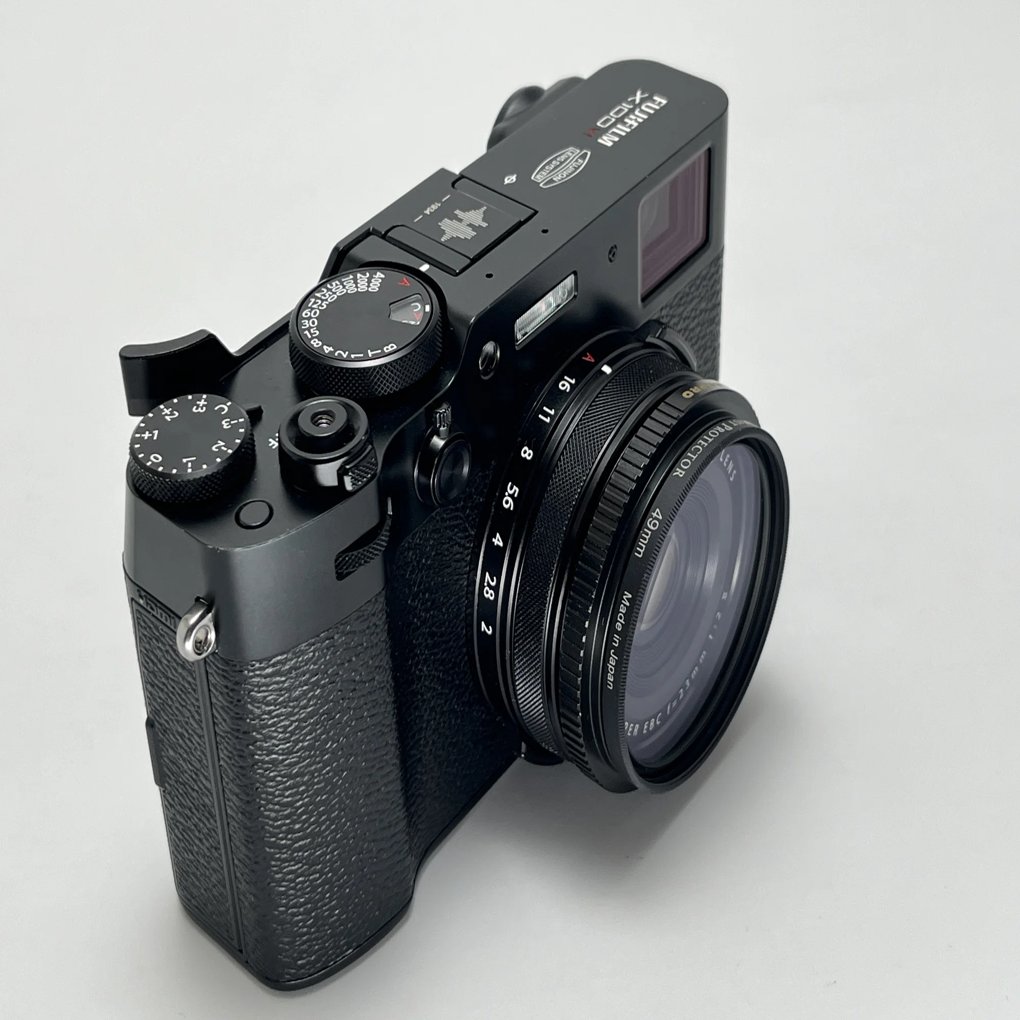 X100VIに常用できるブラックミストプロテクターを付けてみた話｜KuroBox