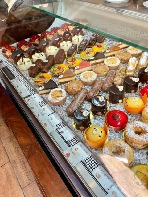 Oh La La! Real patisserie Guadalupe