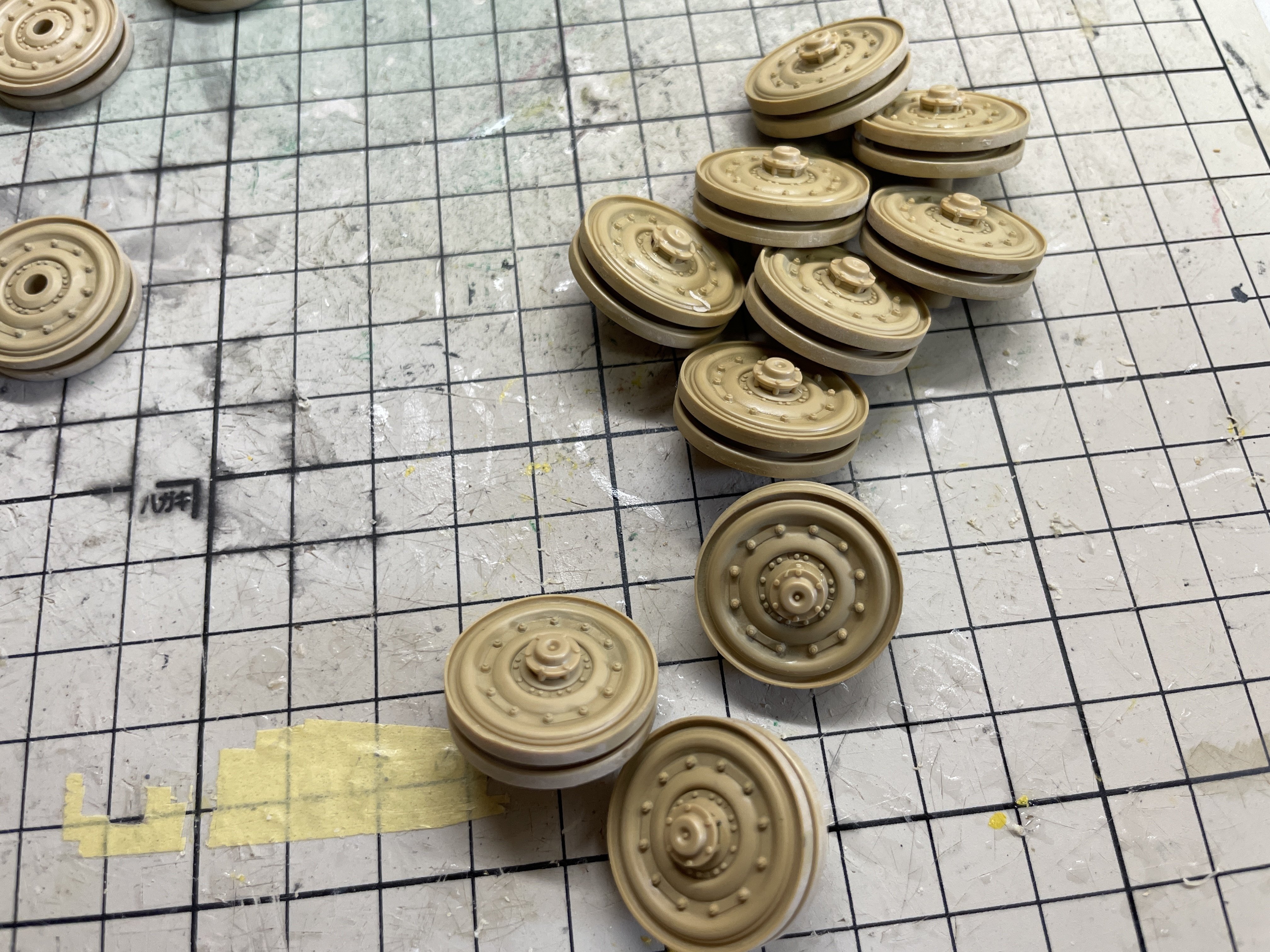 でっかいのを作る【キングティーガー】 Day3｜でこぽん