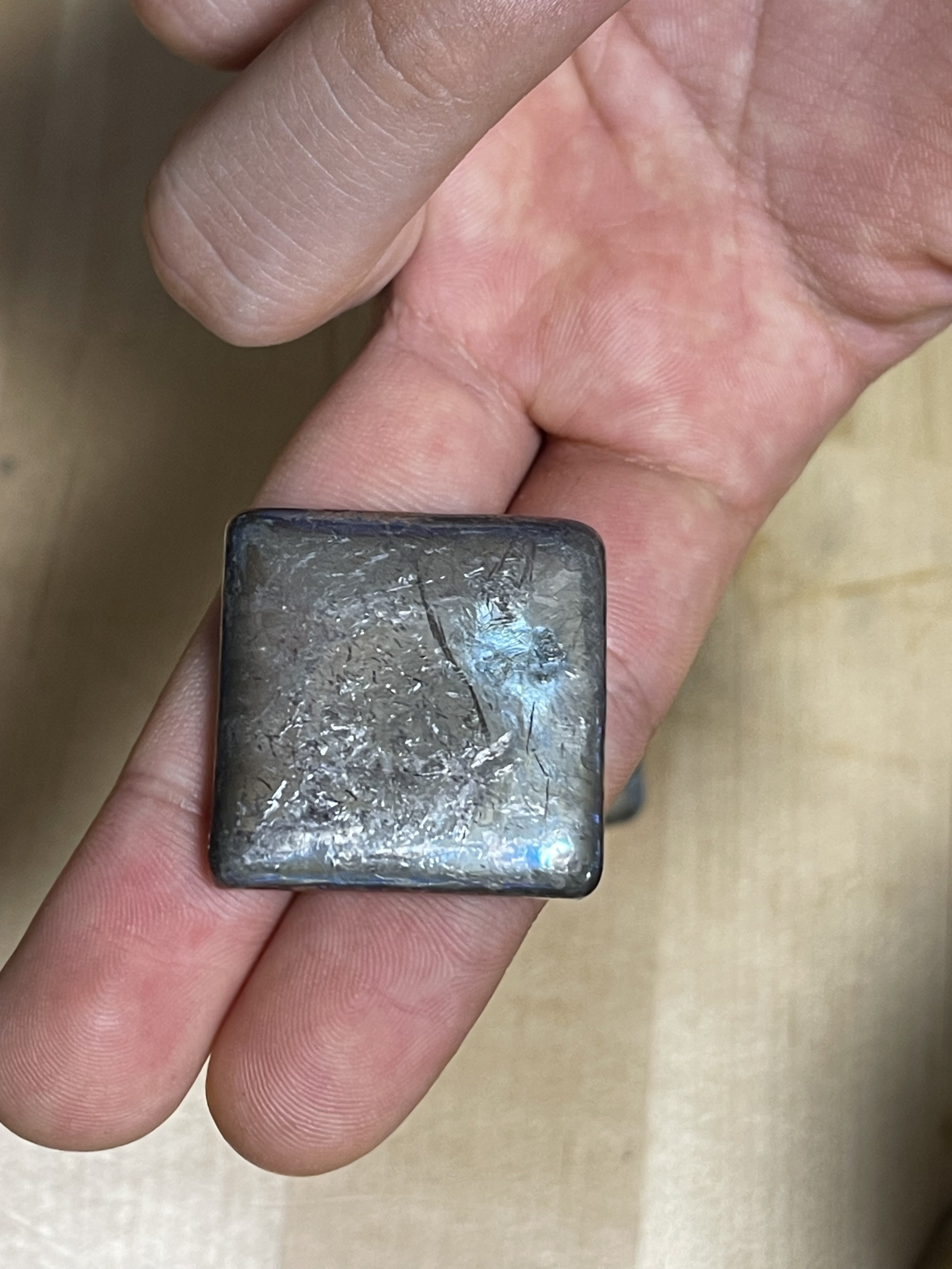 ビスマス（人工結晶）・特大 - 海福雑貨通販部