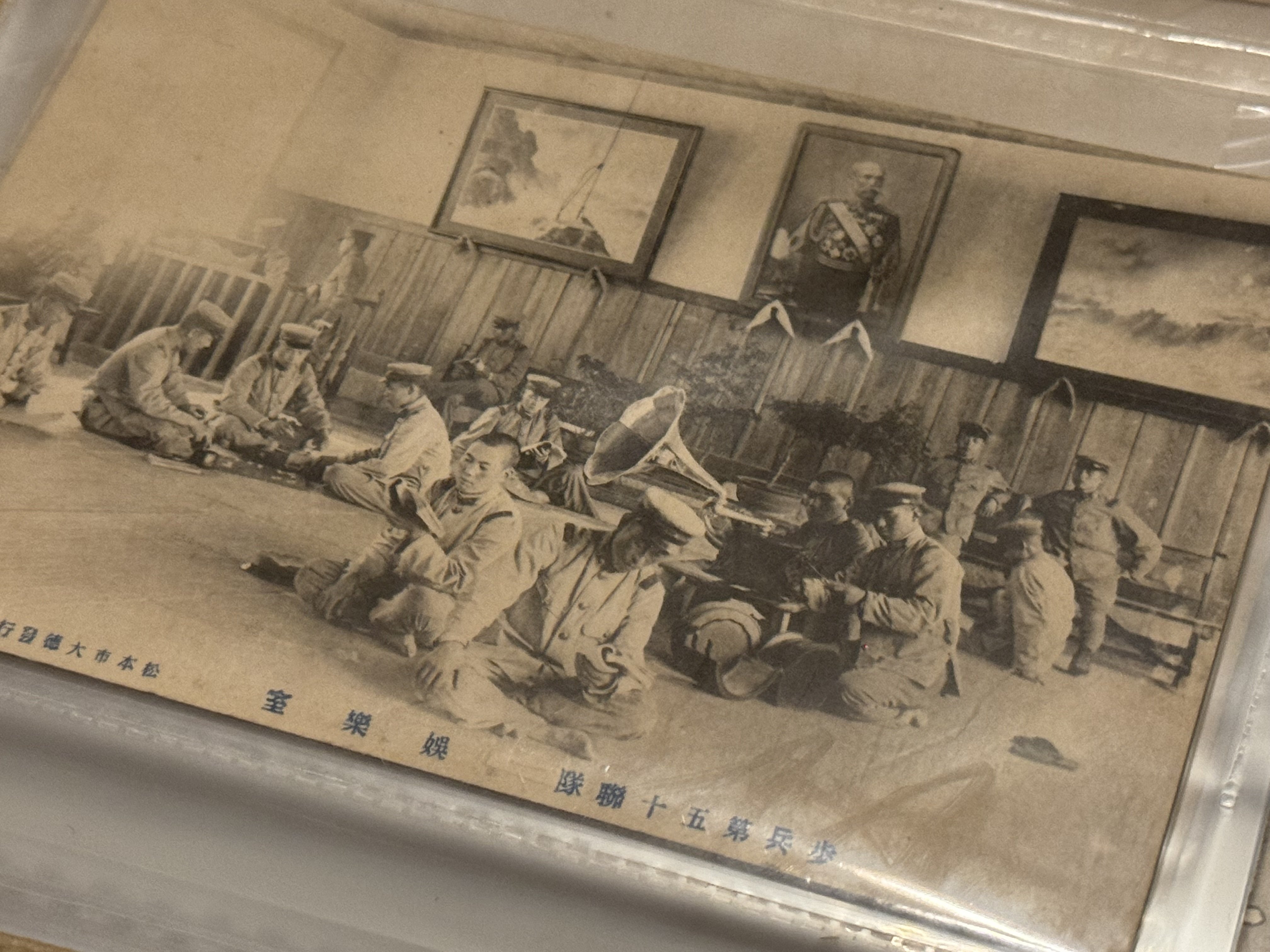 平時の軍隊の姿伝える絵葉書。これだって貴重な資料だ｜信州戦争資料