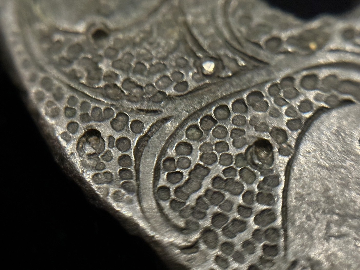 古金工 アイヌ鐔?①|刀箱師の日本刀ブログ 中村圭佑 古金工 アイヌ鐔?①|刀箱師の日本刀ブログ 中村圭佑