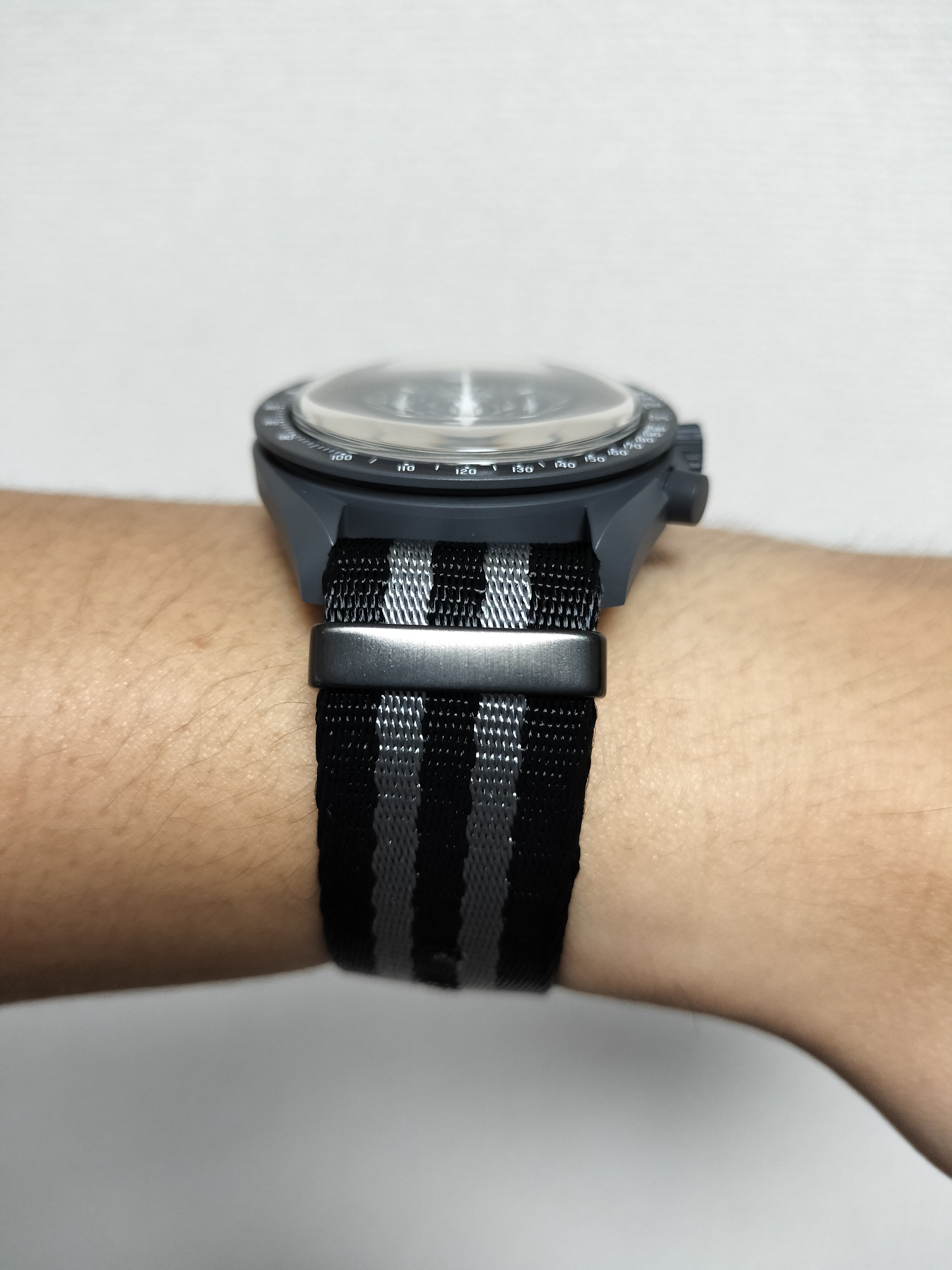 OMEGA X Swatch Bioceramic MoonSwatch 替えベルト ベルトの太さ