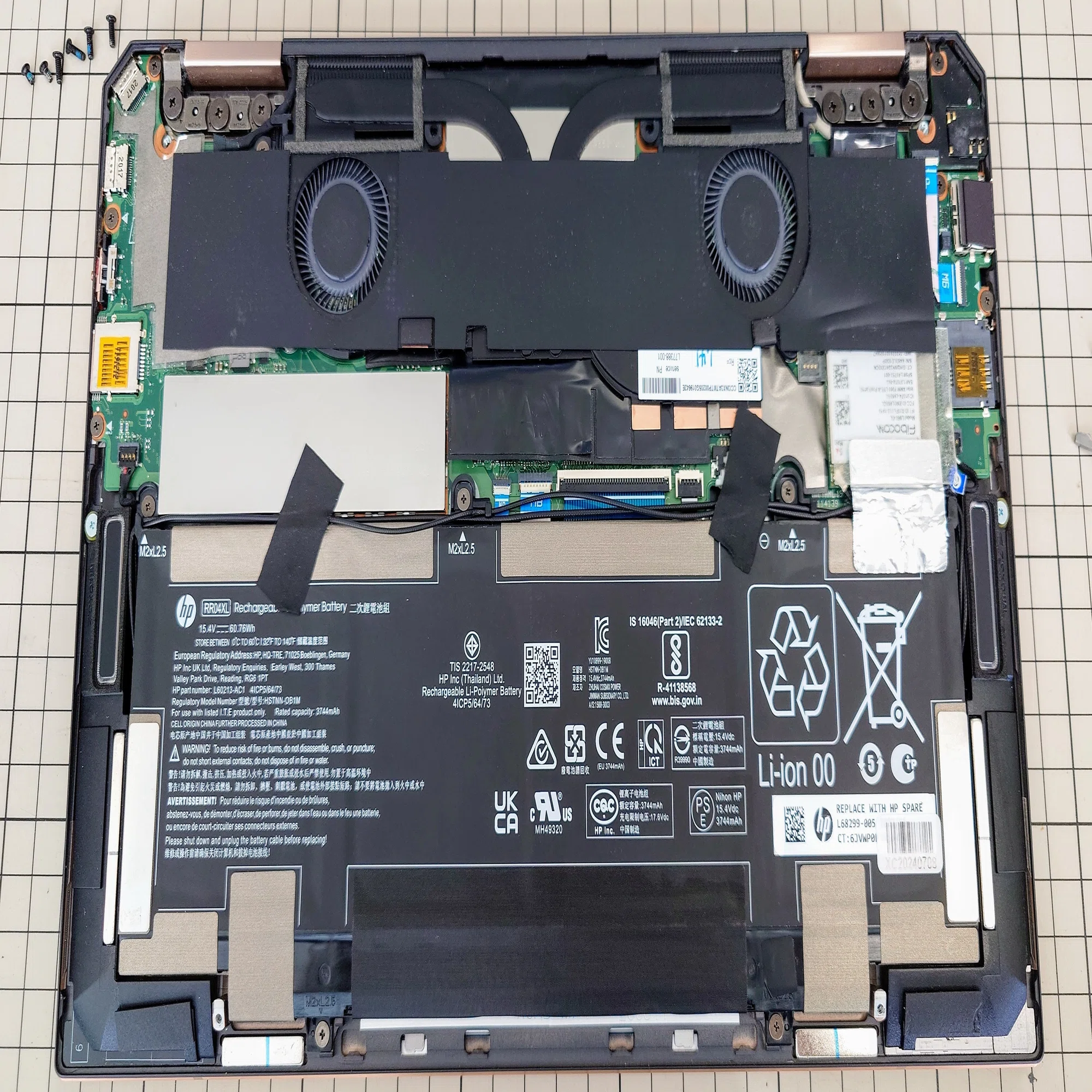 備忘録】 HP Spectre x360-13-aw0162tu (13-aw0000シリーズ)のバッテリ 