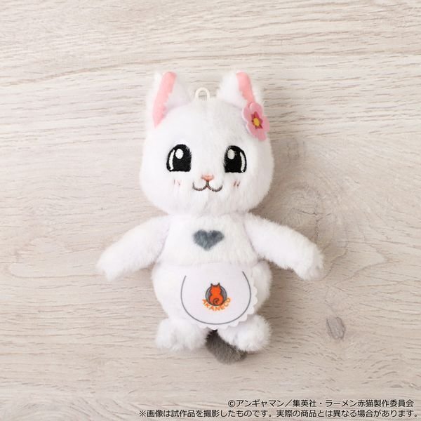 フワフワなネコ店員と一緒にお出かけ！『ラーメン赤猫』のぬいぐるみ