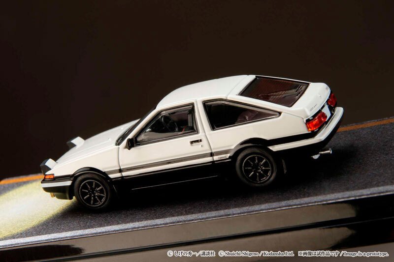 ボンネット開閉&エンジン搭載!『頭文字D』トヨタ・AE86の ボンネット開閉&エンジン搭載!『頭文字D』トヨタ・AE86の