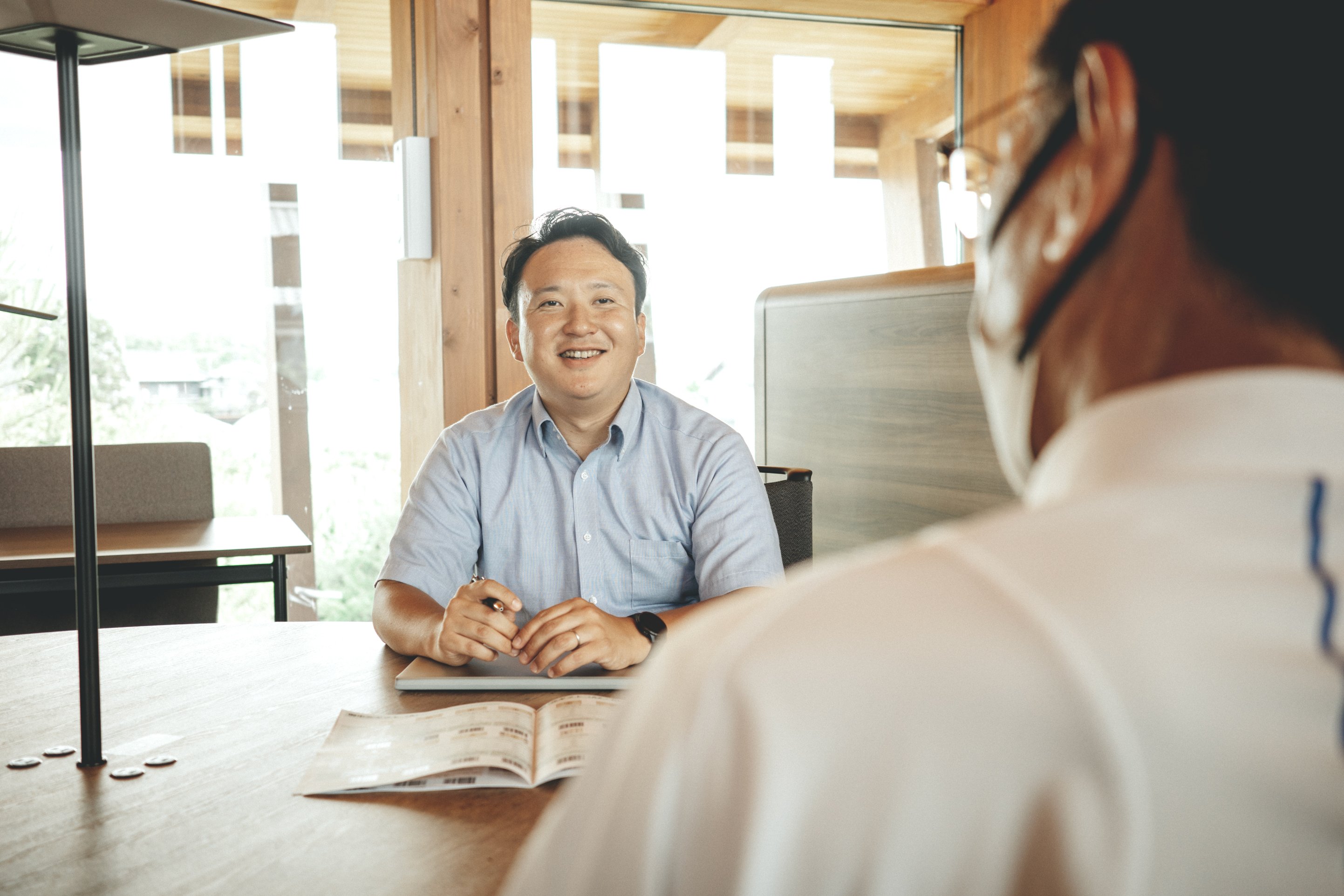 会社と共に挑戦し続ける。営業部 原田さんが語る仕事のやりがいとは