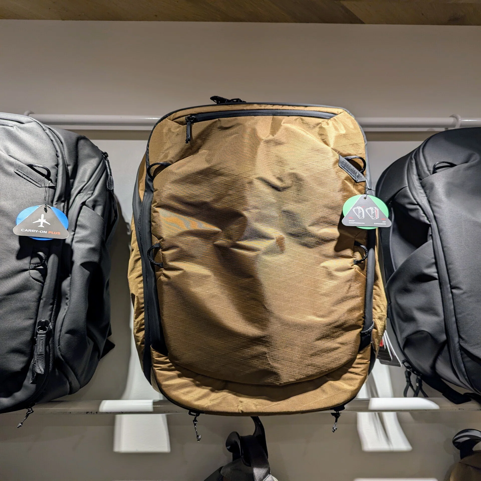 雑記】Peak Designの新作カメラバッグ「The Outdoor Line 