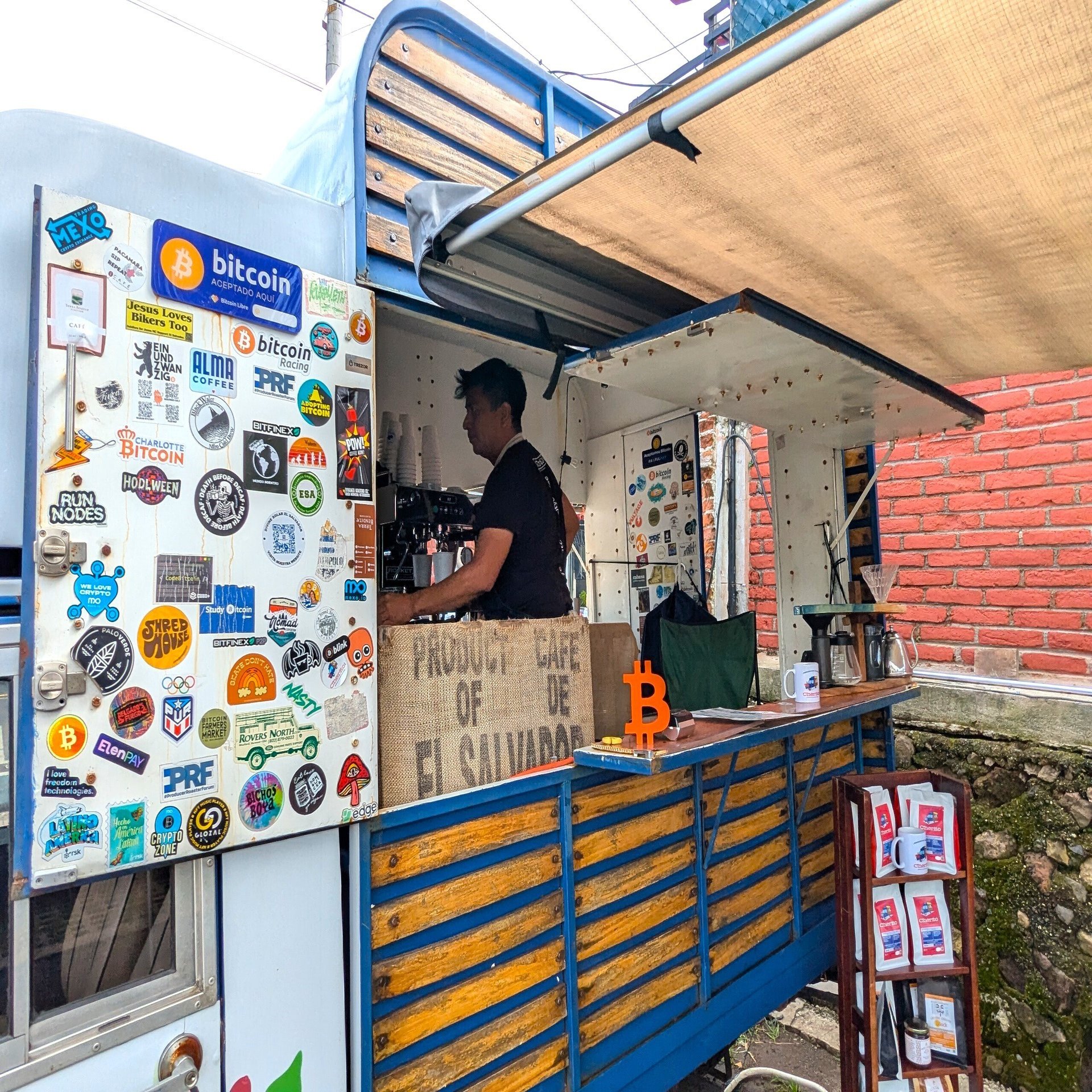 エルサルバドル① ― サンサルバドル ―｜Versia Sean