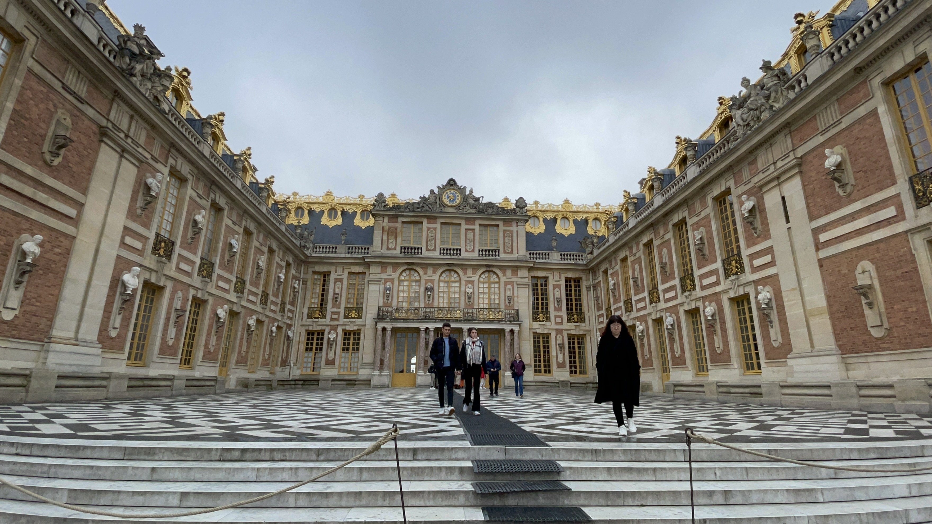 ヴェルサイユ 宮殿 流通希少です パリ】一度は聞いたことある