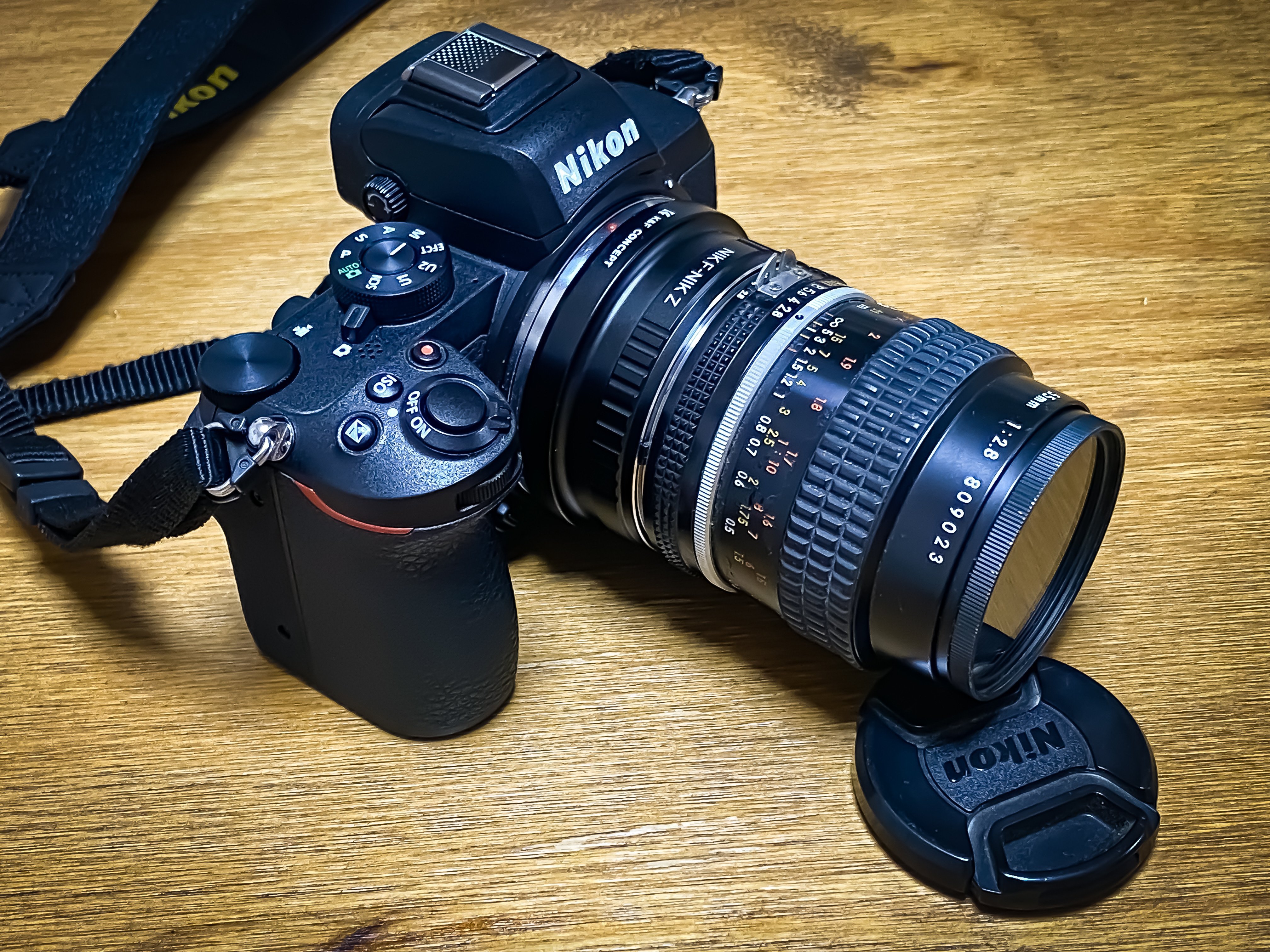 マウントアダプターでNikon Z 50にAI Micro-Nikkor 55mm f/2.8S マウントアダプターでNikon Z 50にAI Micro-Nikkor 55mm f/2.8S