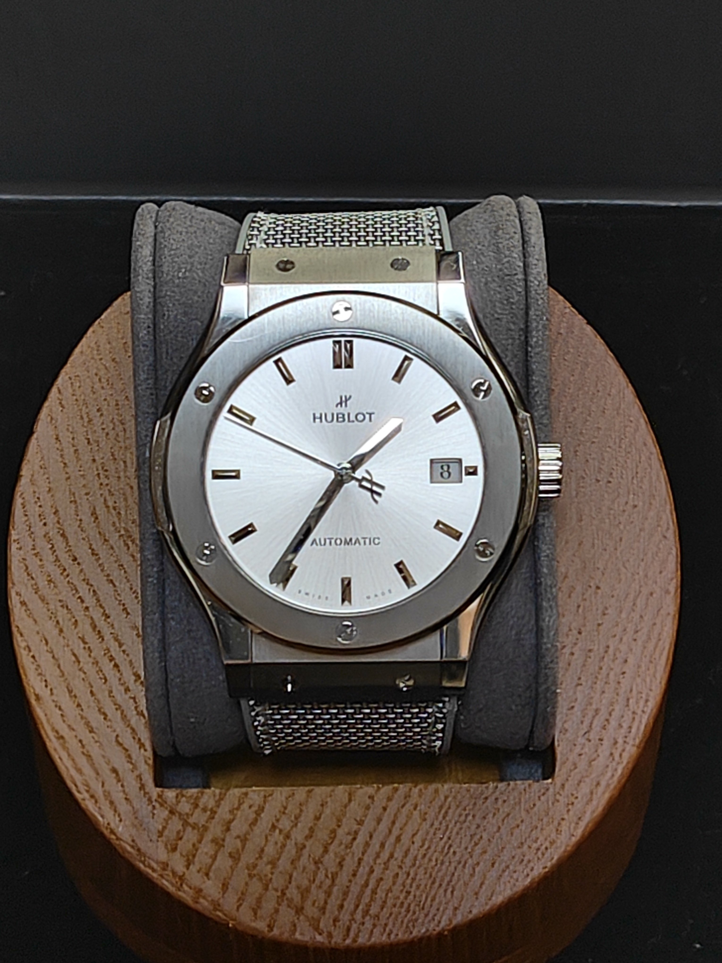 正規店購入　美品　Hublot クラシックフュージョン　グレー　自動巻き時計 腕時計】ウブロ クラシックフュージョン エッセンシャルグレーの感想