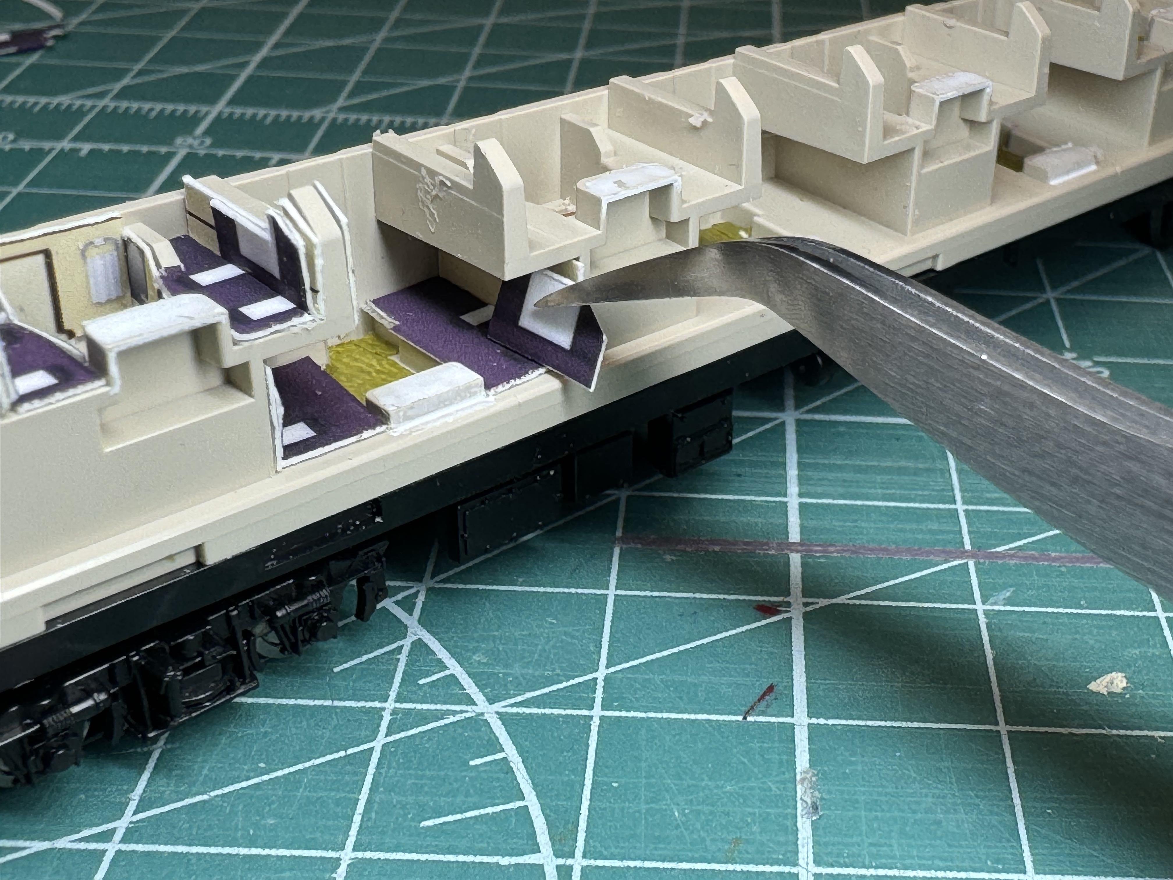 3004 北斗星 ツインデラックス「オロネ25-551」内装クラフトシート取付