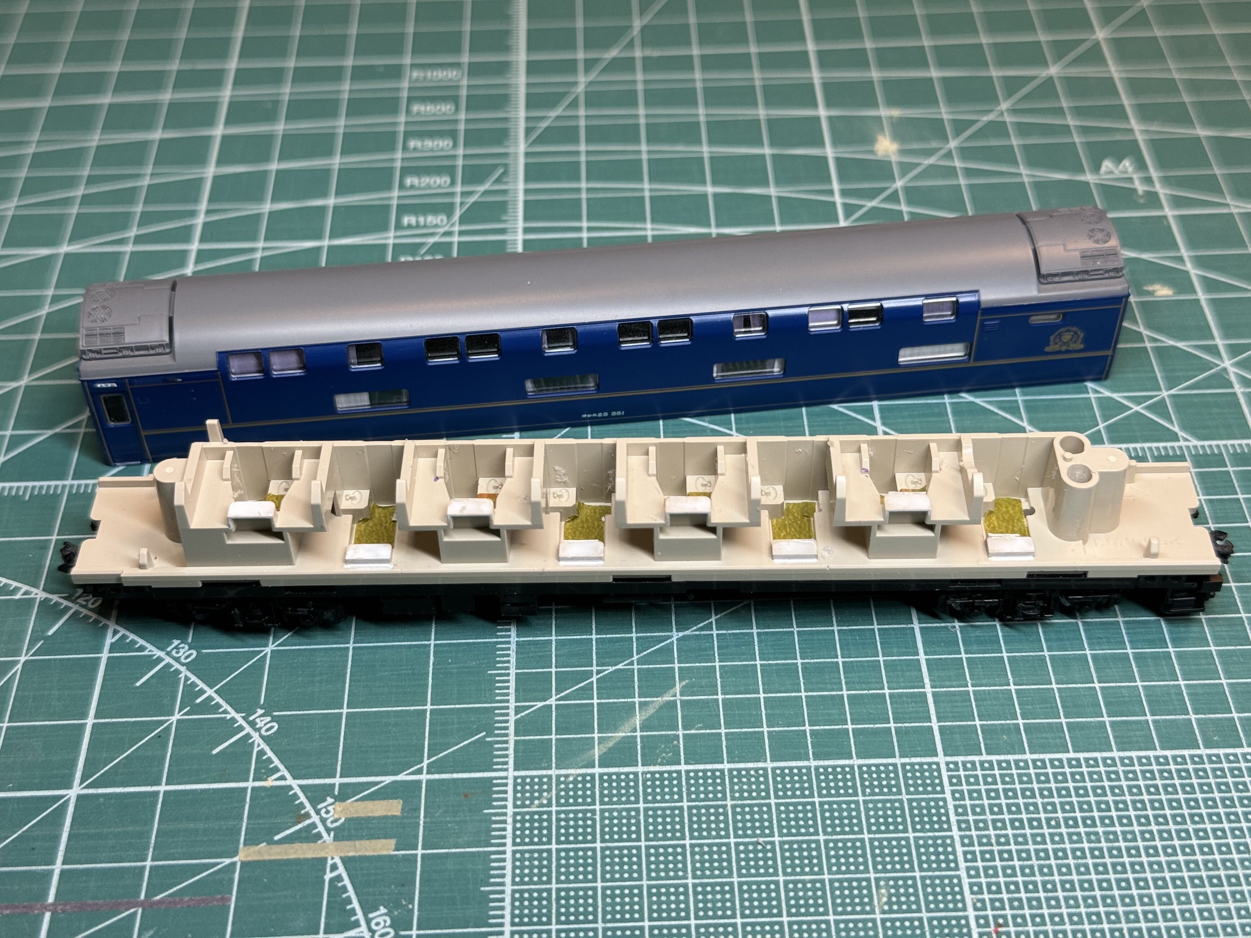 3004 北斗星 ツインデラックス「オロネ25-551」内装クラフト