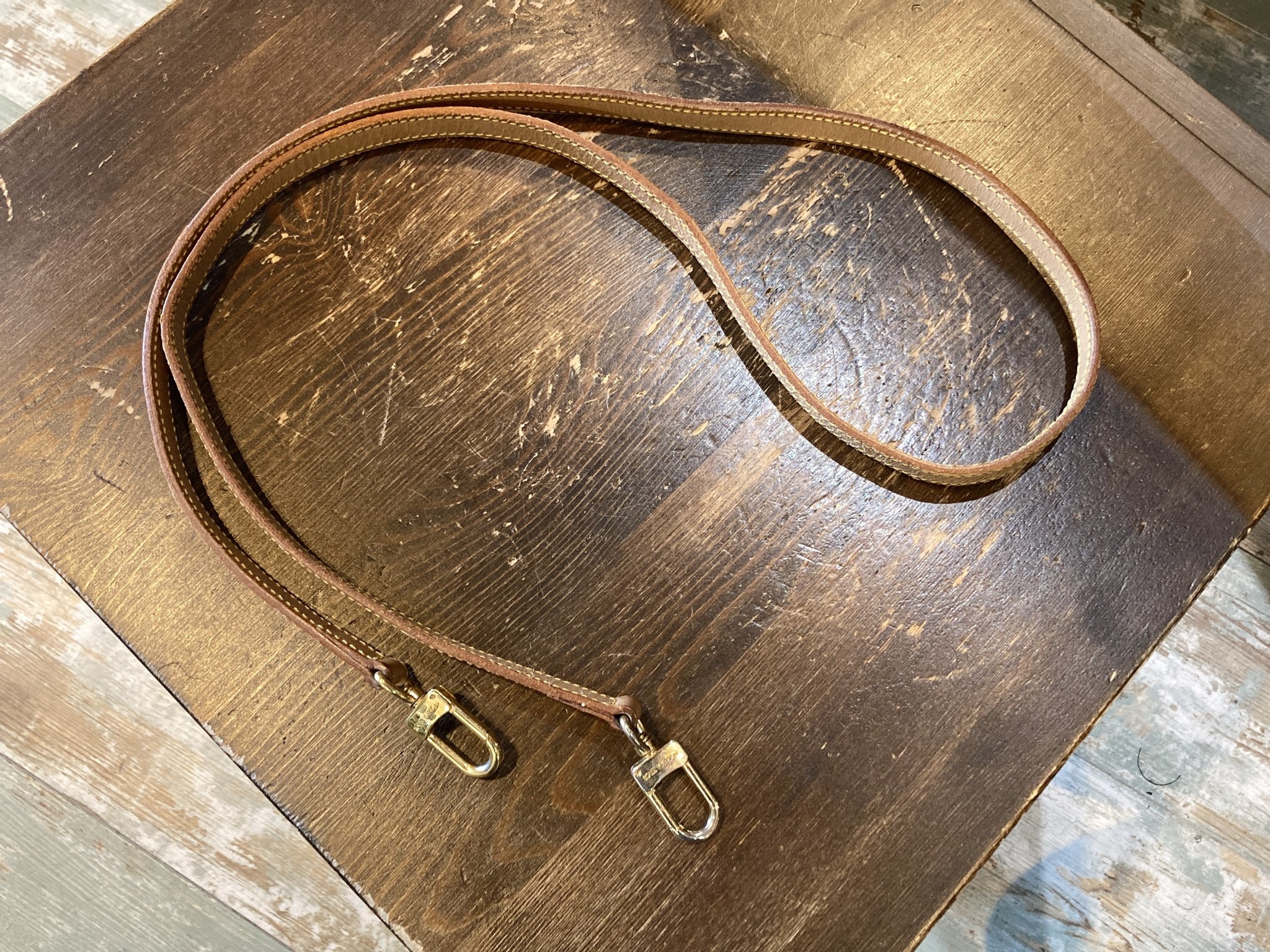ショルダーストラップの根付補修】Louis Vuitton/ルイヴィトン
