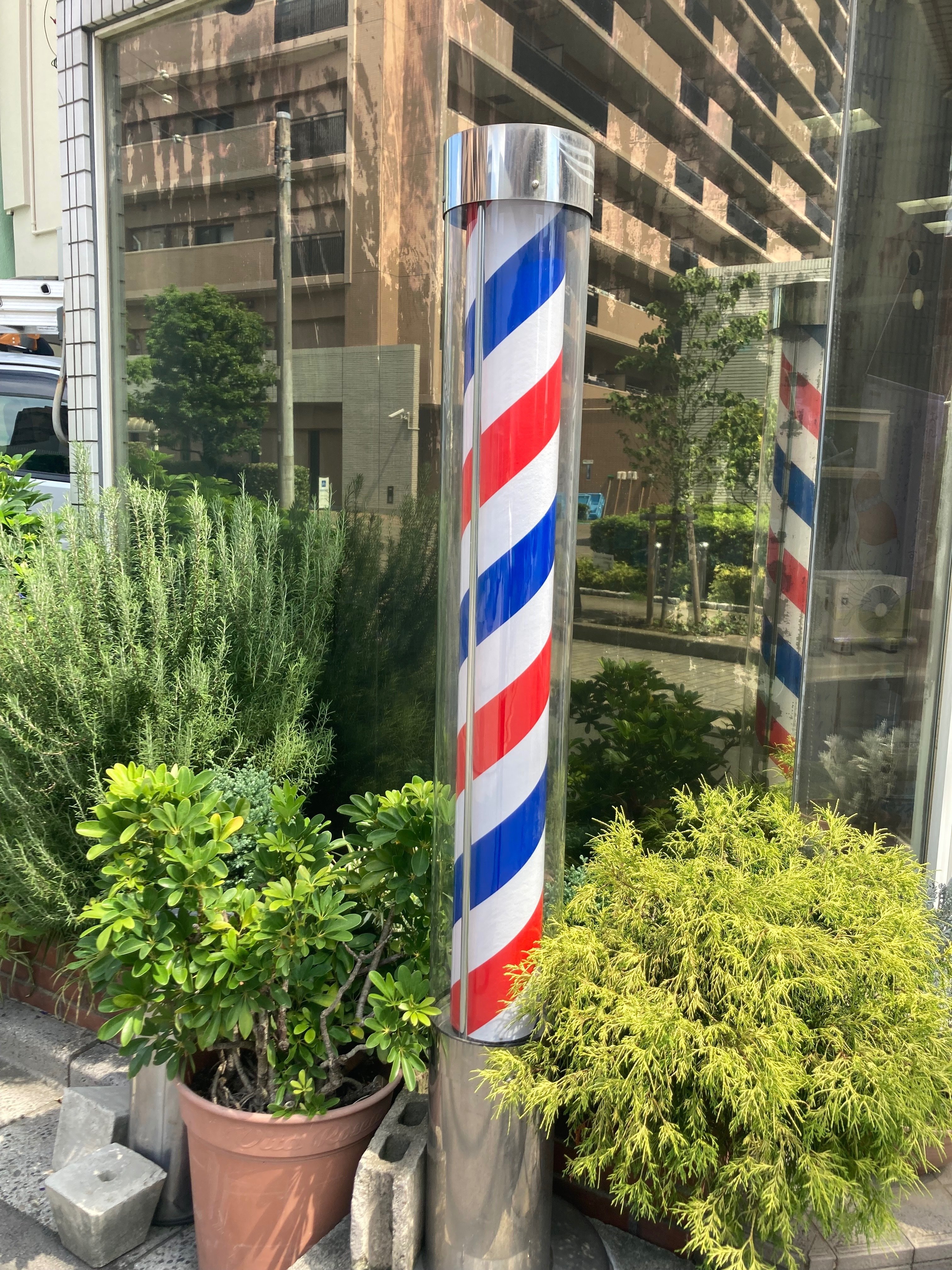 金持ちの床屋さん ゆっくり、確実にお金が貯まる方法 Amazon.co.jp: 金持ちの床屋さん : デービッド・チルトン, 勝木