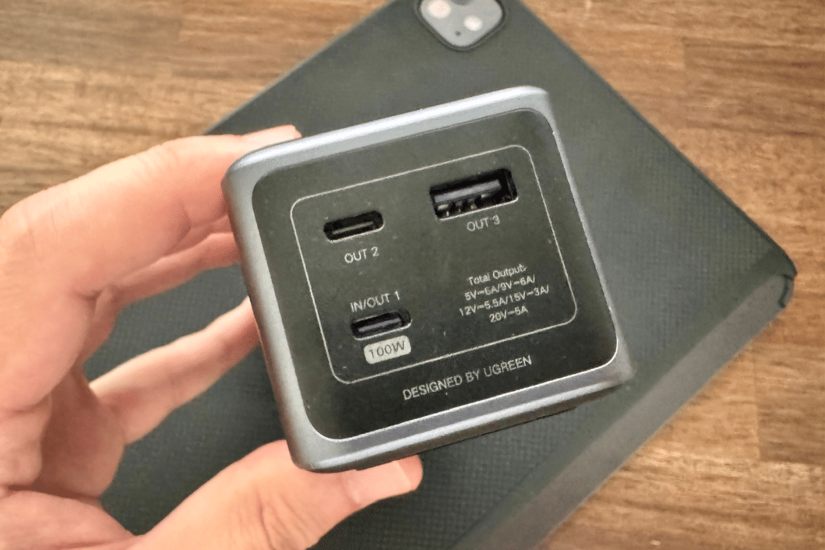 UGREEN Nexode モバイルバッテリー 20000mAh 130W 新品 UGREEN Nexode 20000mAh 急速充電モバイルバッテリー 130W