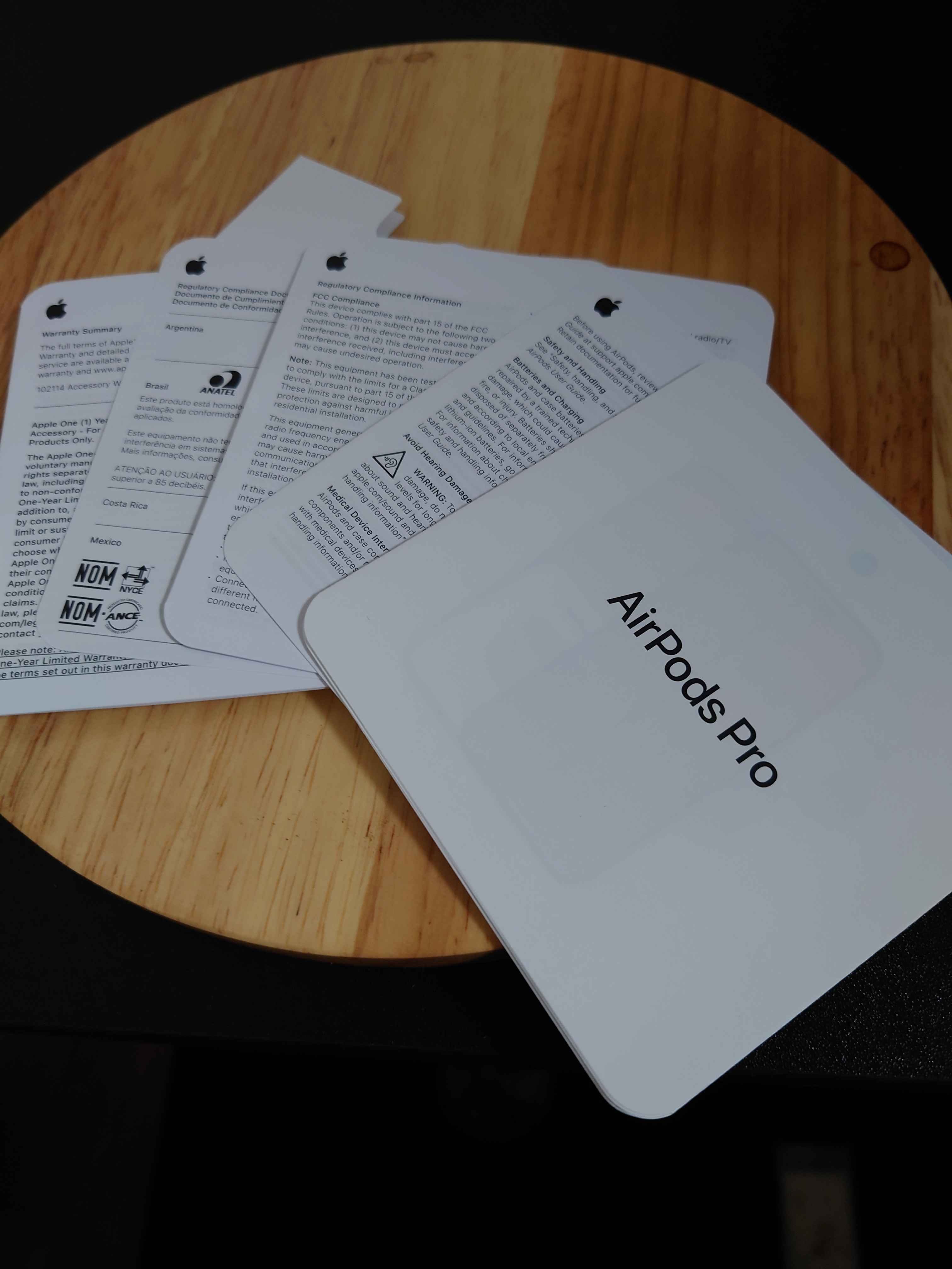 Amazon.co.jp: 【整備済み品】 Apple AirPods Pro（第2世代
