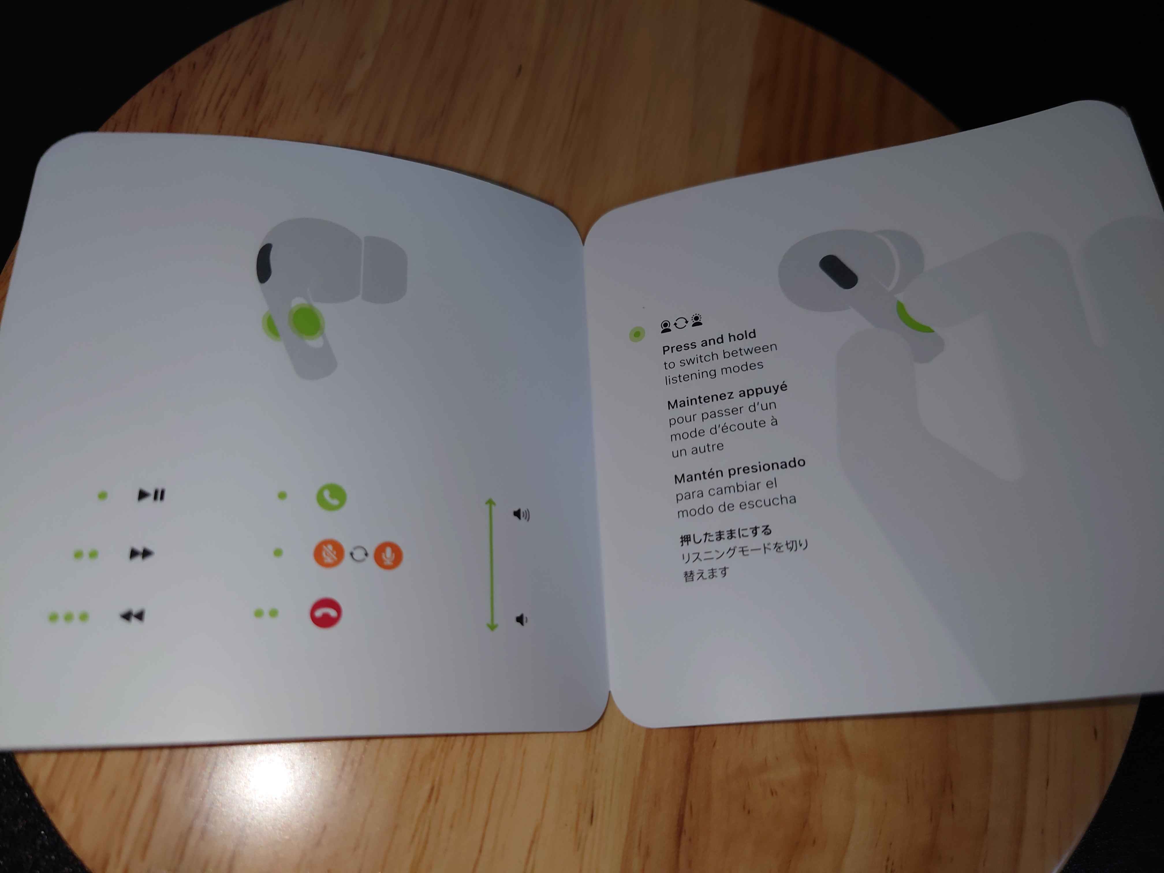 メルカリで買ったAirpods pro第二世代(偽物)と本物比べてみた