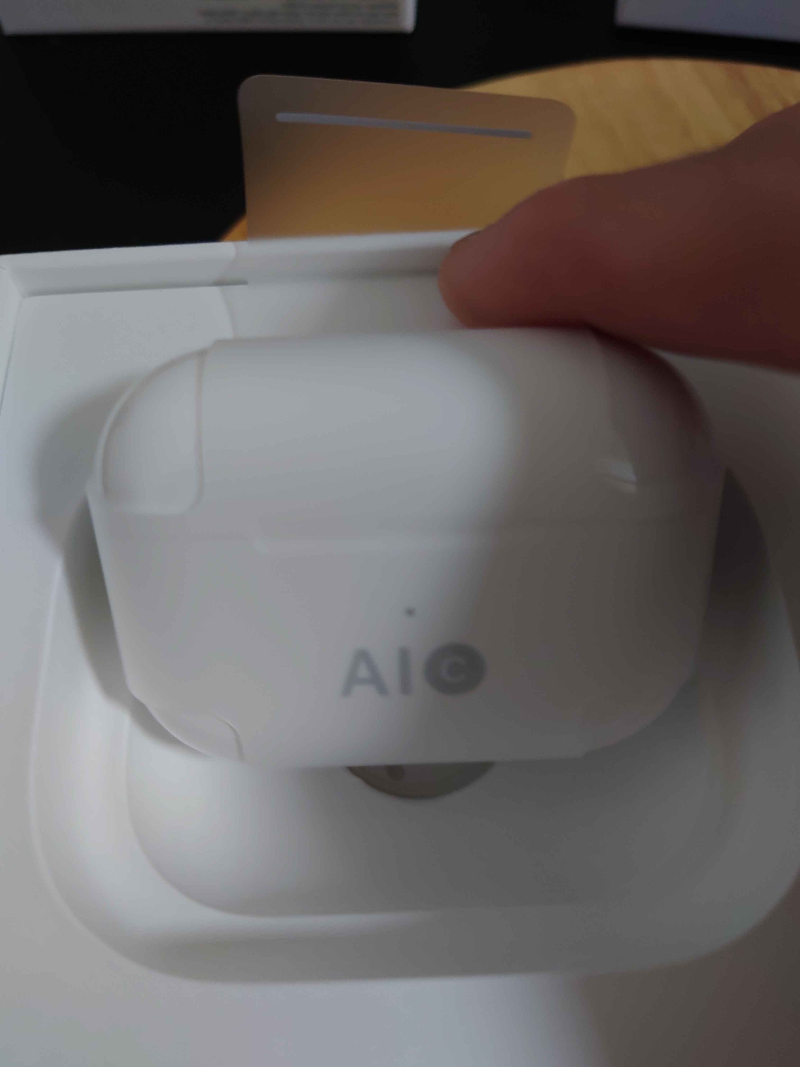 メルカリで買ったAirpods pro第二世代(偽物)と本物比べてみた