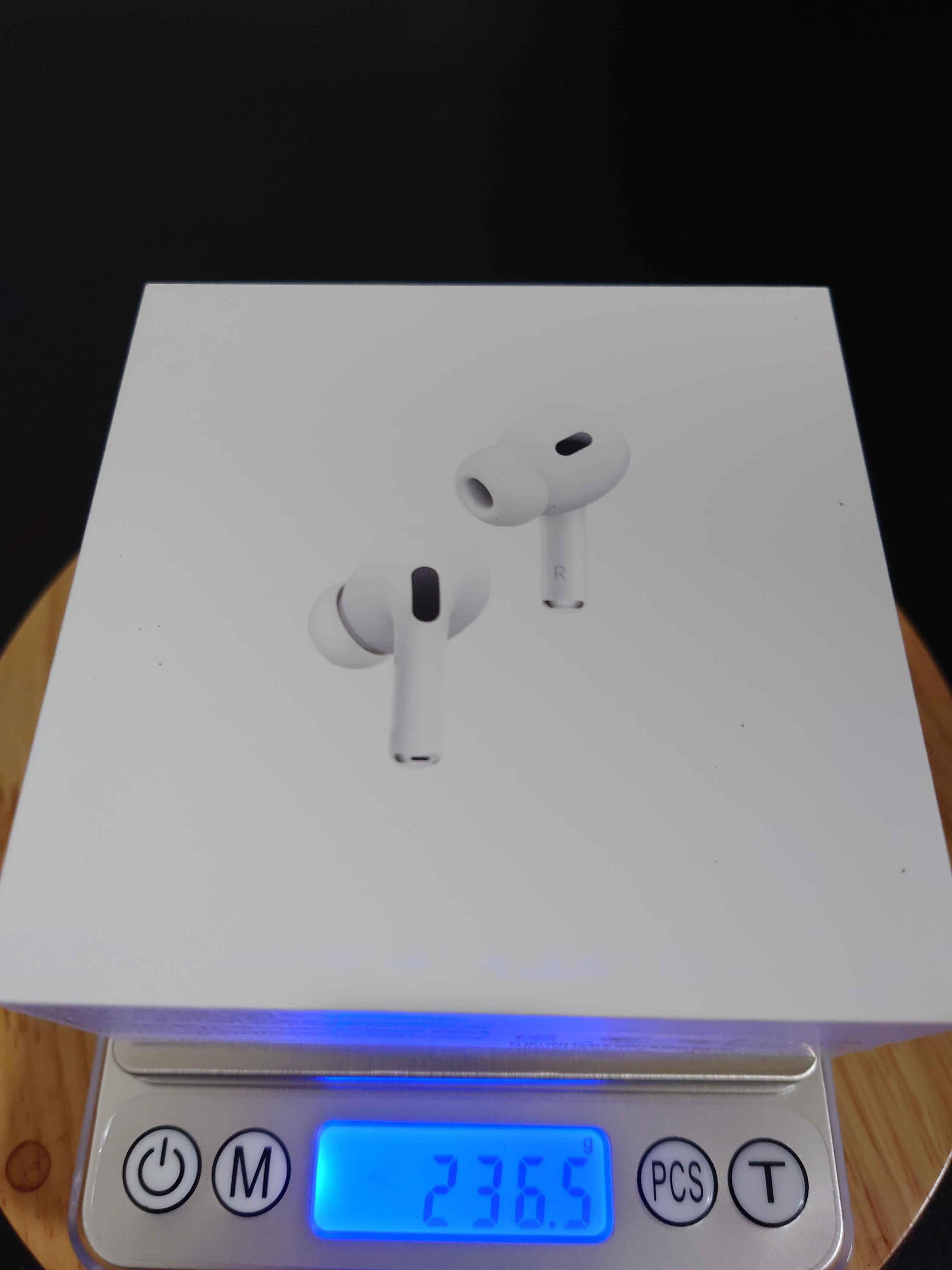 メルカリで買ったAirpods pro第二世代(偽物)と本物比べてみた