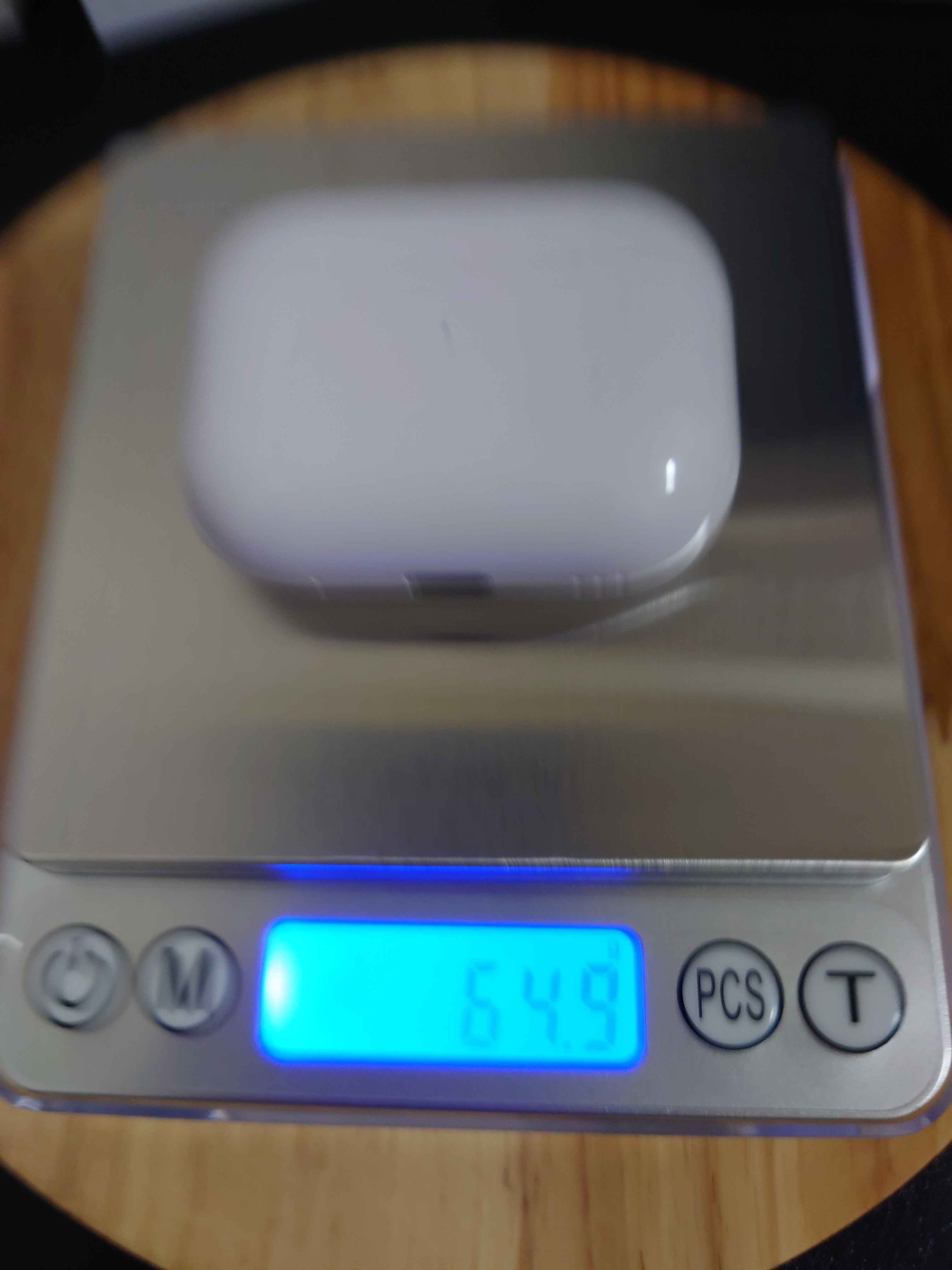 メルカリで買ったAirpods pro第二世代(偽物)と本物比べてみた