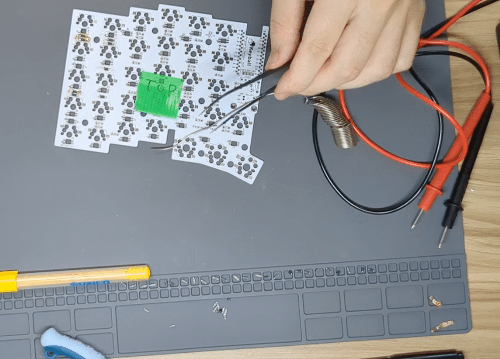 自作キーボード] Keyball61に挑戦。組み立てと自作ケース｜Naoki