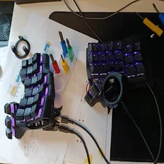 自作キーボード Charybdis Mini】一応 完成しました｜punyoon