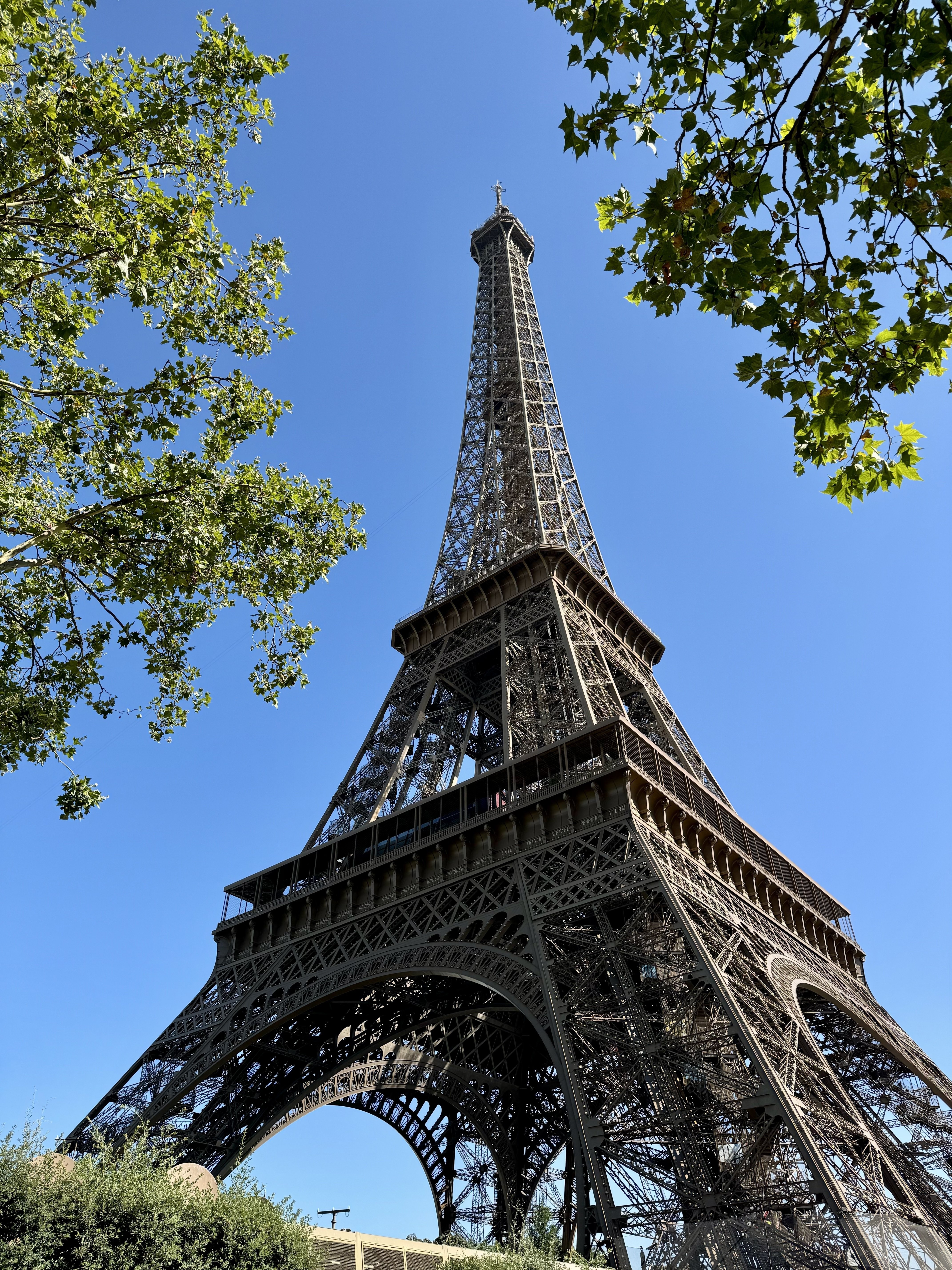パリで1番好きになった、エッフェル塔のある風景｜手塚 大貴