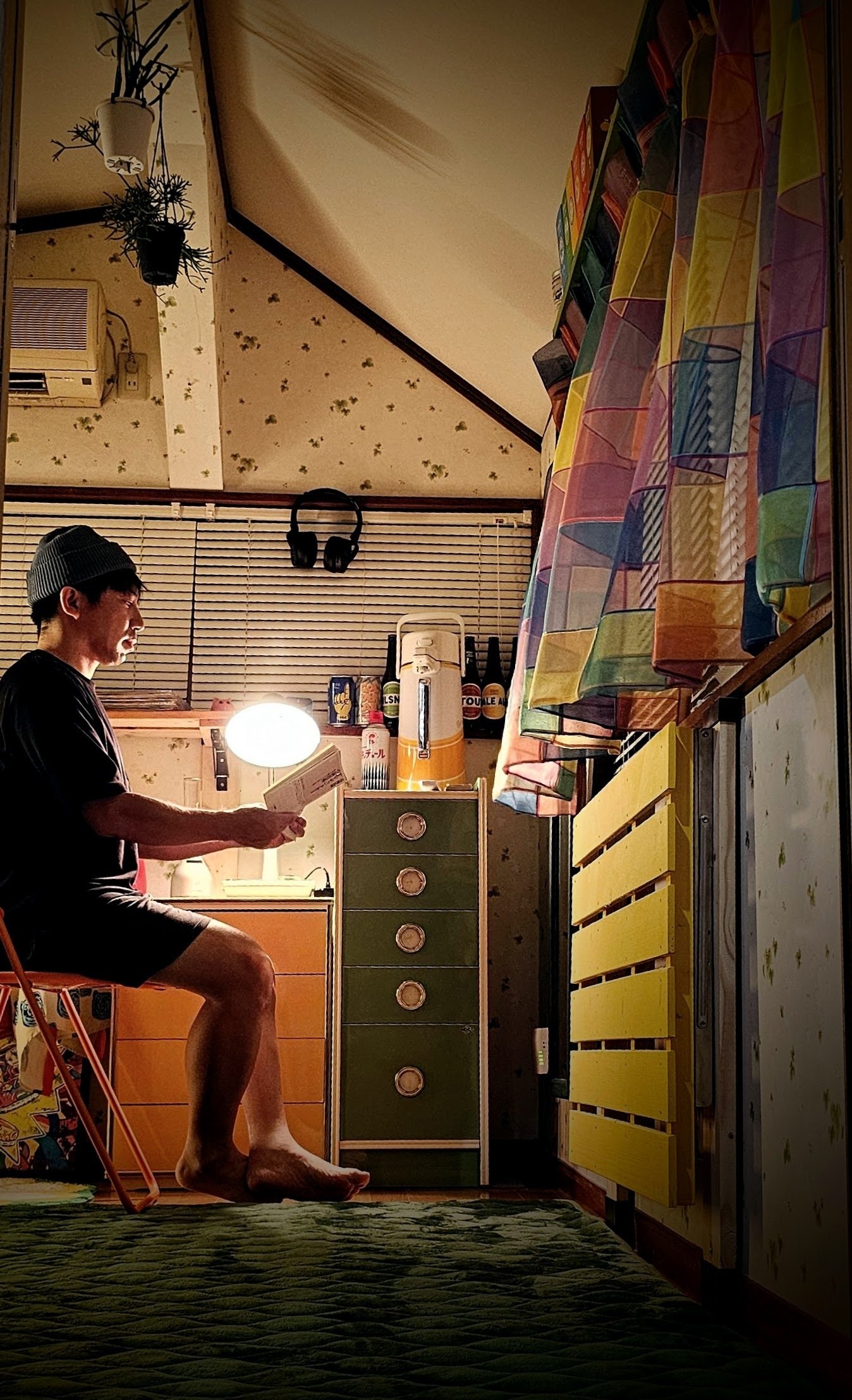 昭和】日本製レトロ家電の魅力。夜の空間を和らげるNEC卓上ライトの